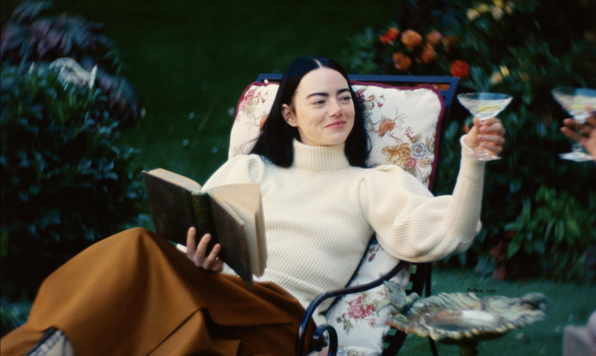 ‘Poor Things’ Director Yorgos Lanthimos Says Sex Scenes Were ‘A Little Too Much’ for Some Execs When Pitching Film