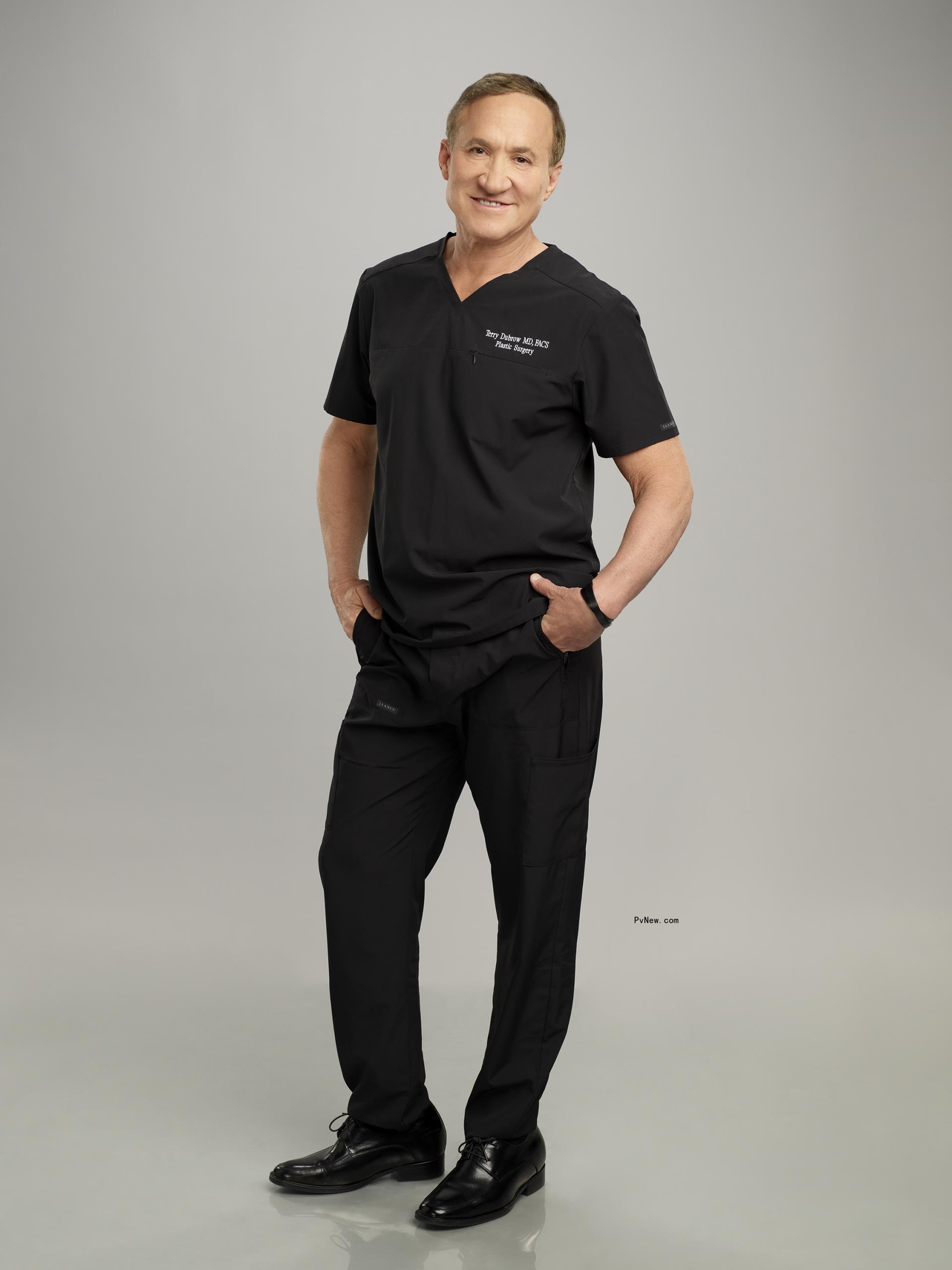 Terry Dubrow posing