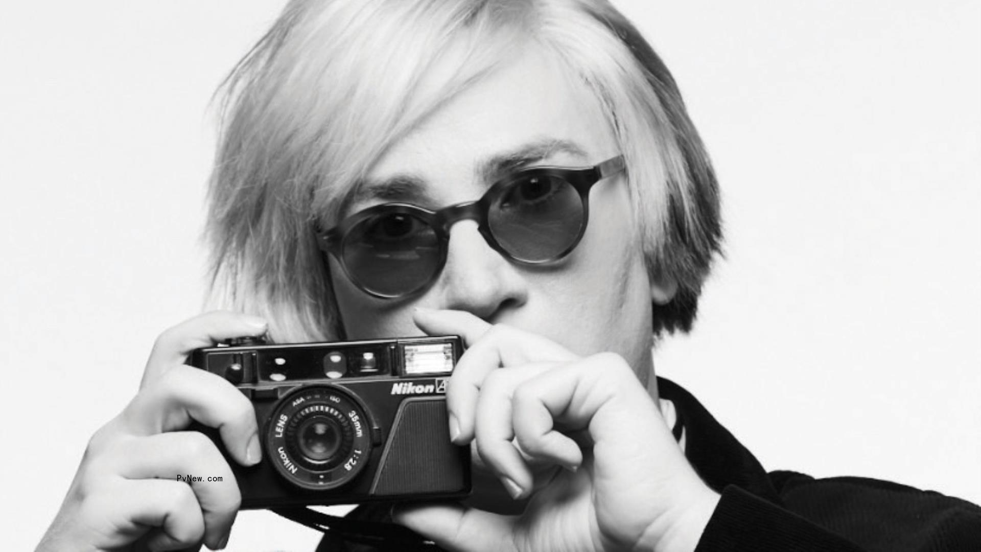 New Musical ‘The Trial of Andy Warhol’ Tackles Social Media and Celebrity Worship