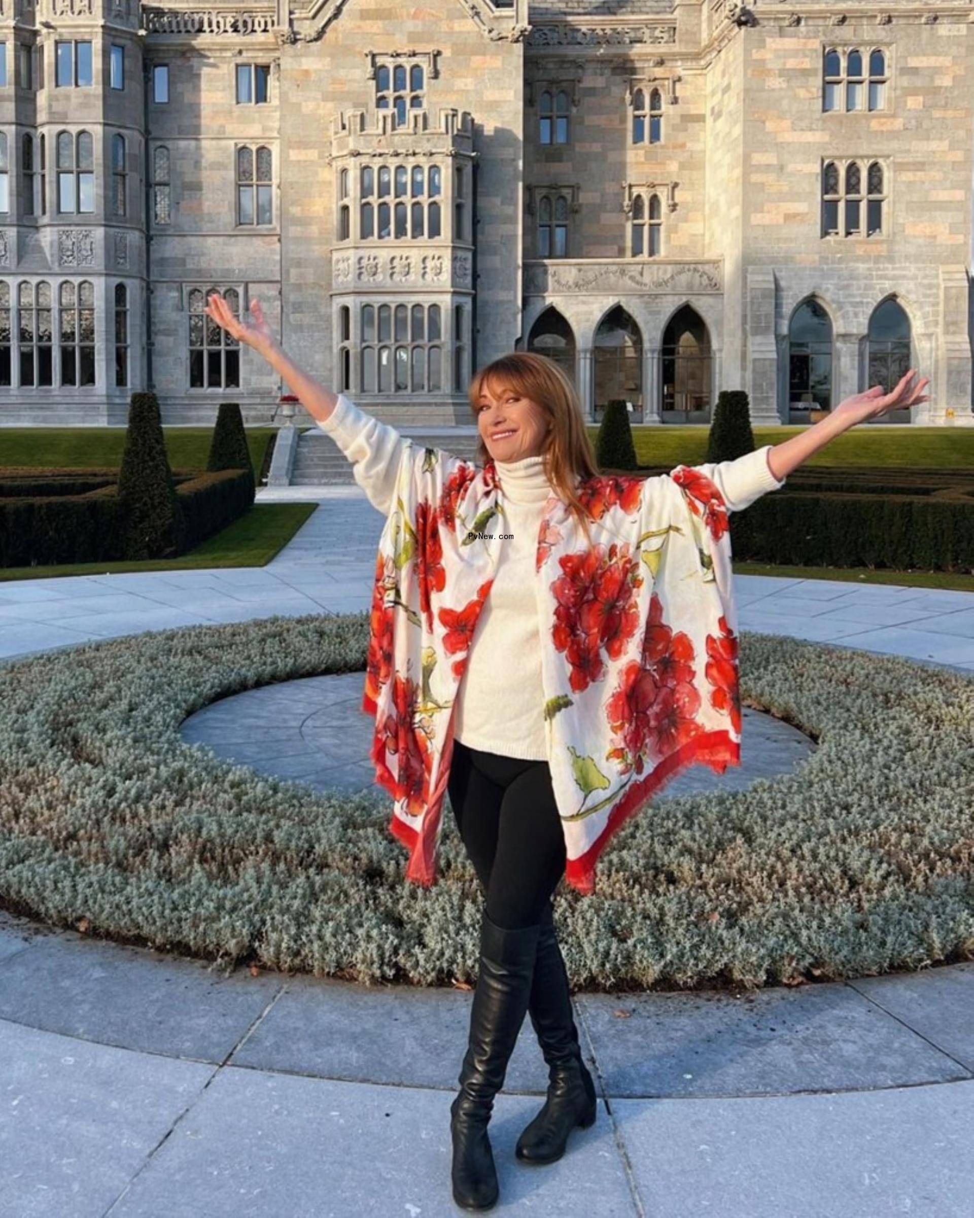 Jane Seymour, 72, is havin<i></i>g the most ‘passionate’ sex of her life after going official with John Zambetti