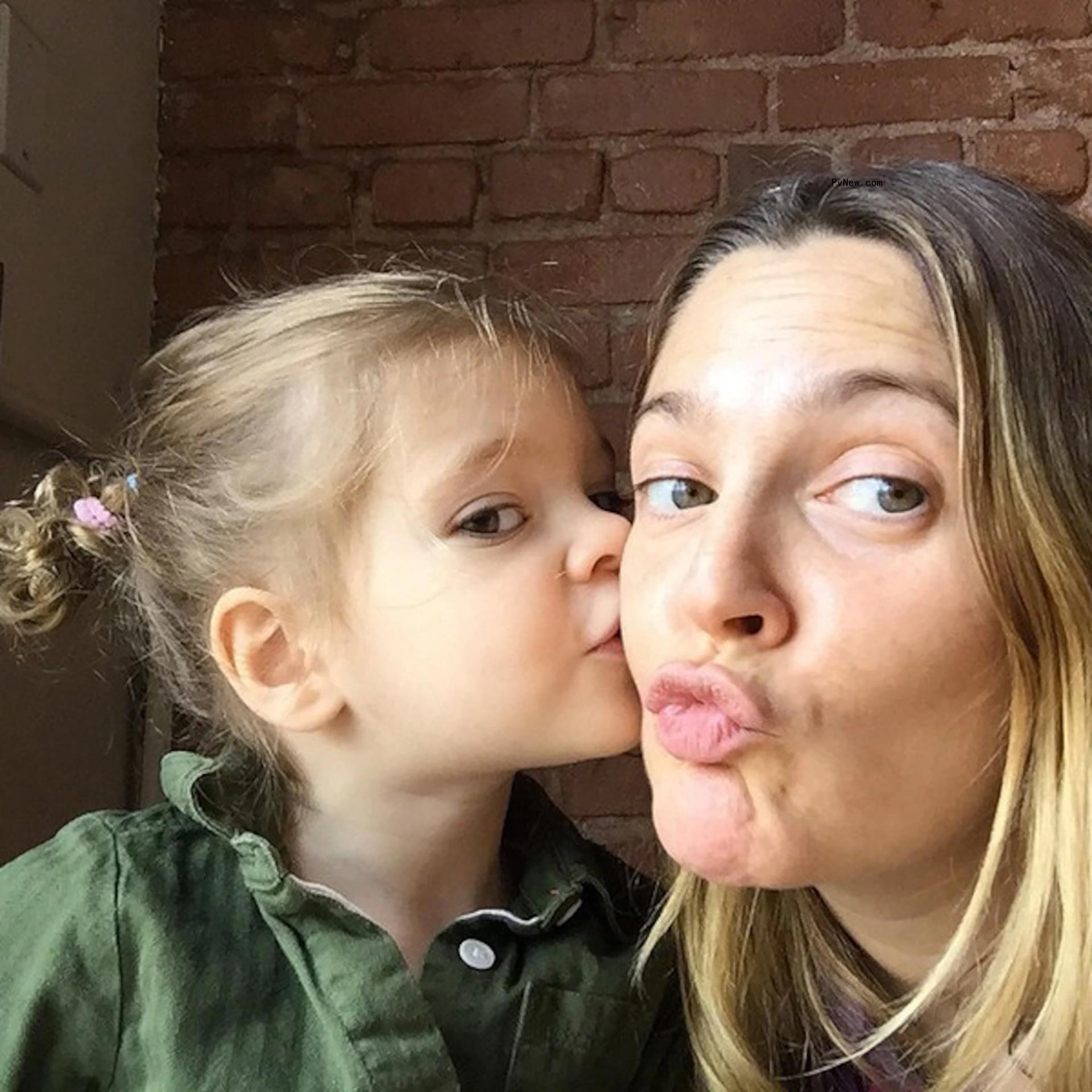 Drew Barrymore with her daughter