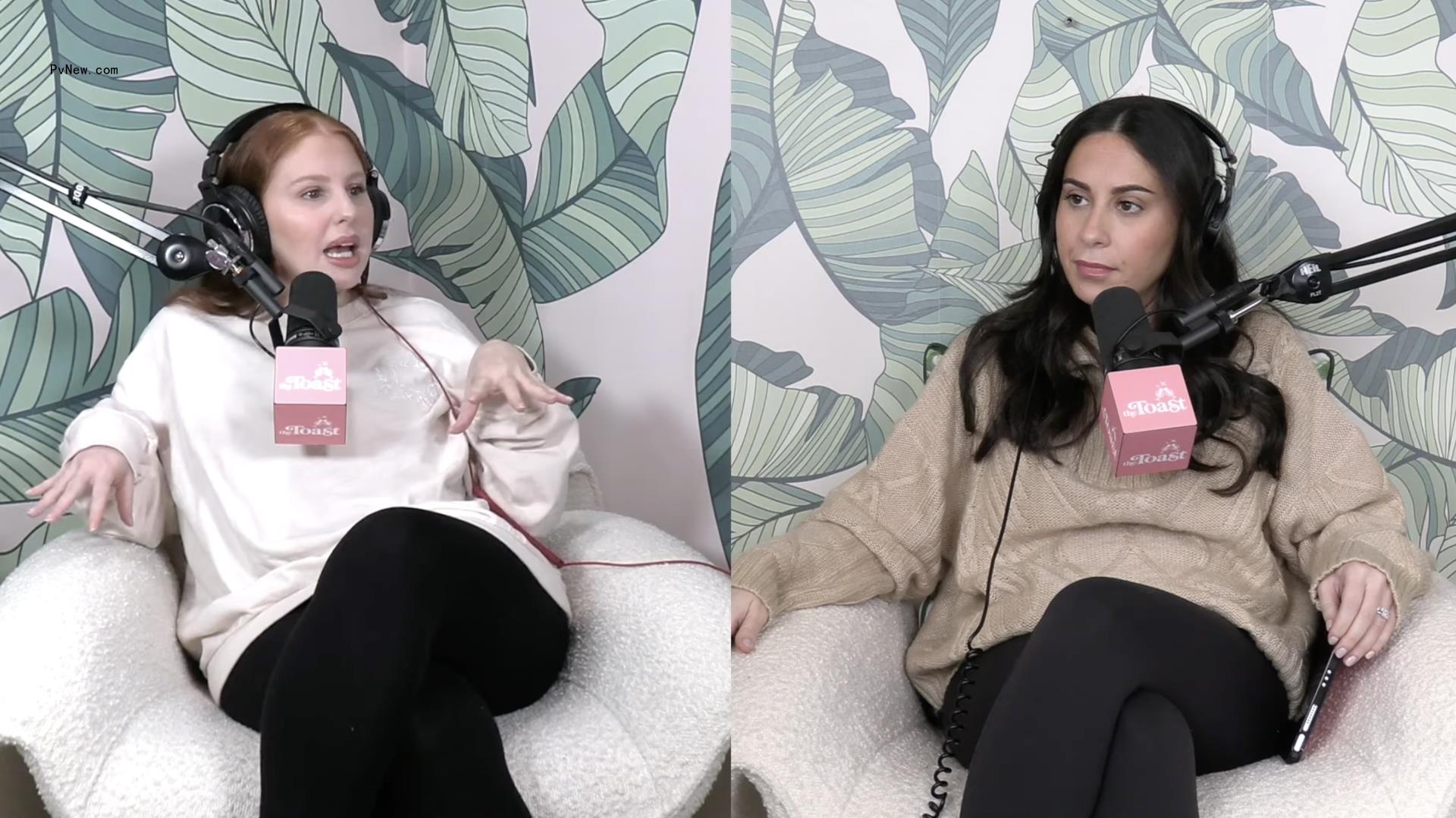 Jackie and Claudia Oshry