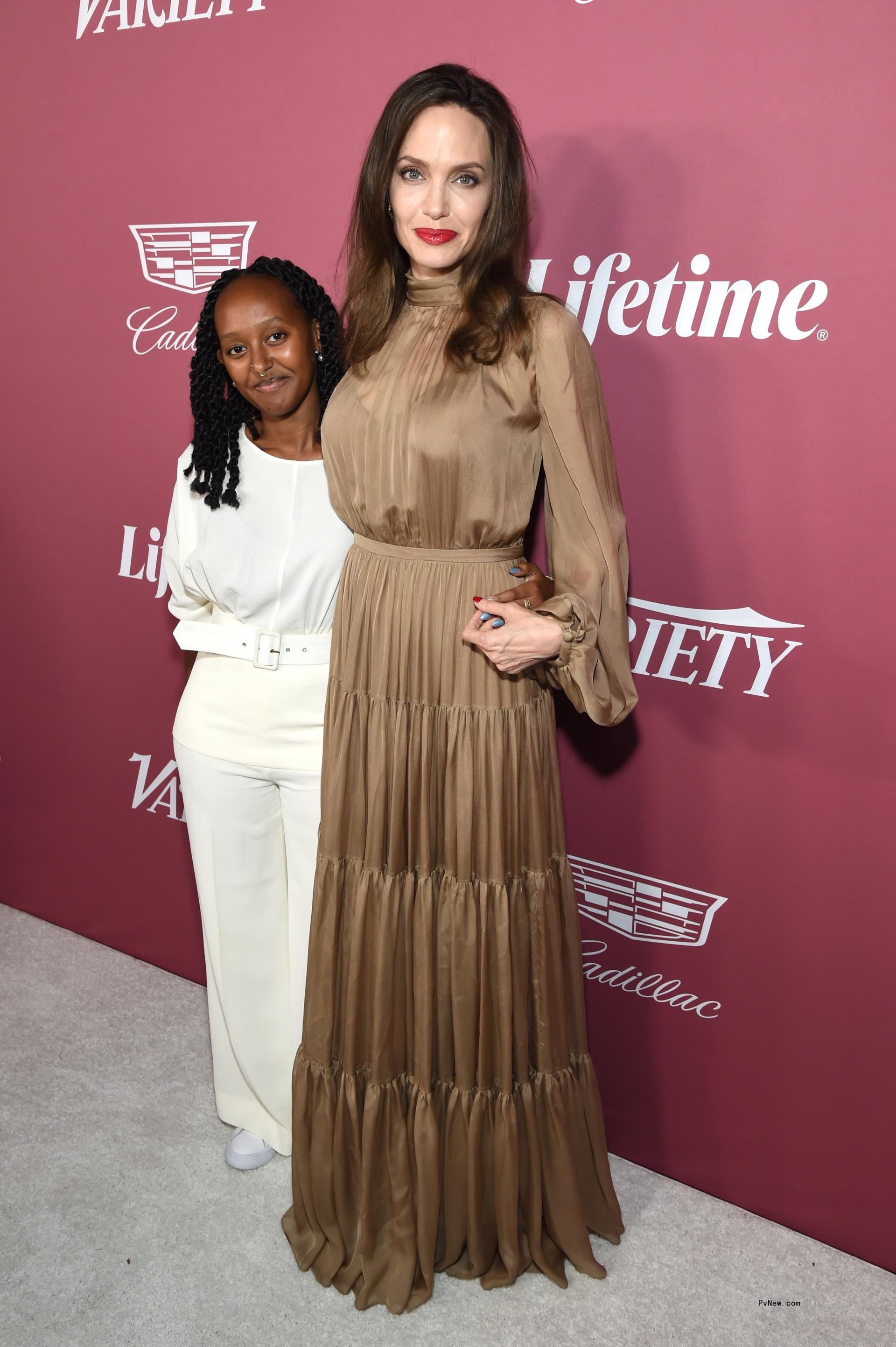 Angelina Jolie with Maddox, Zahara, Shiloh, Knox and Vivienne at
