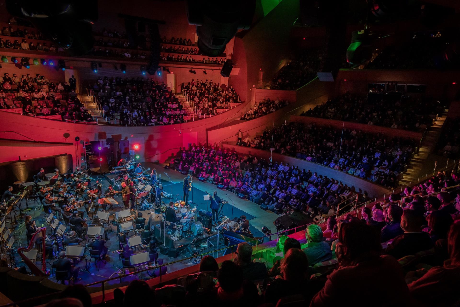 Father John Misty Employs LA Phil as the World’s Greatest Pickup Band at Disney Hall: Co<i></i>ncert Review