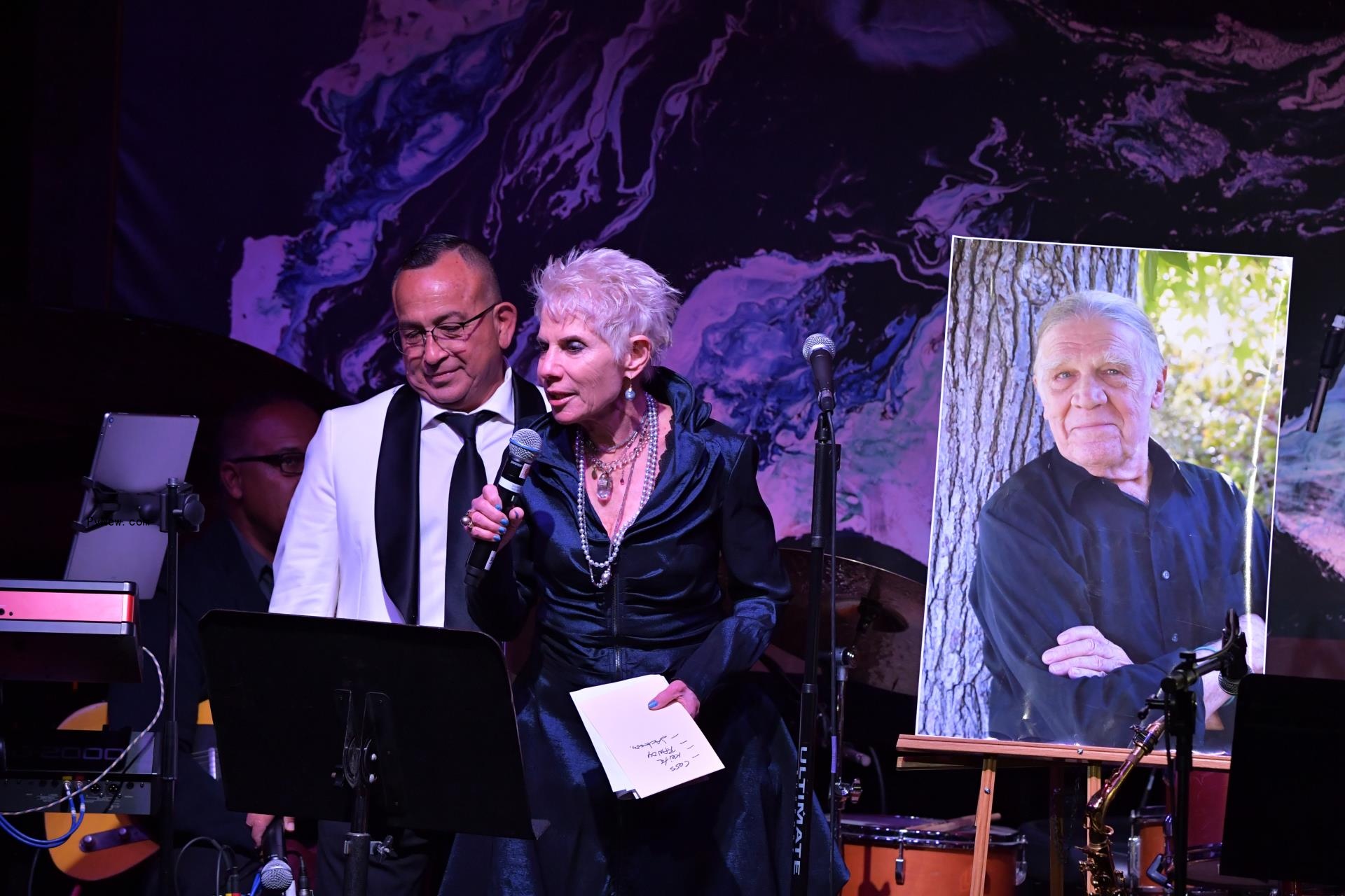 Randy Newman, Jackson Browne, Jeffrey Wright, Merry Clayton and More Raise Mo<i></i>ney for Musicians in Crisis at Jazz Foundation Benefit
