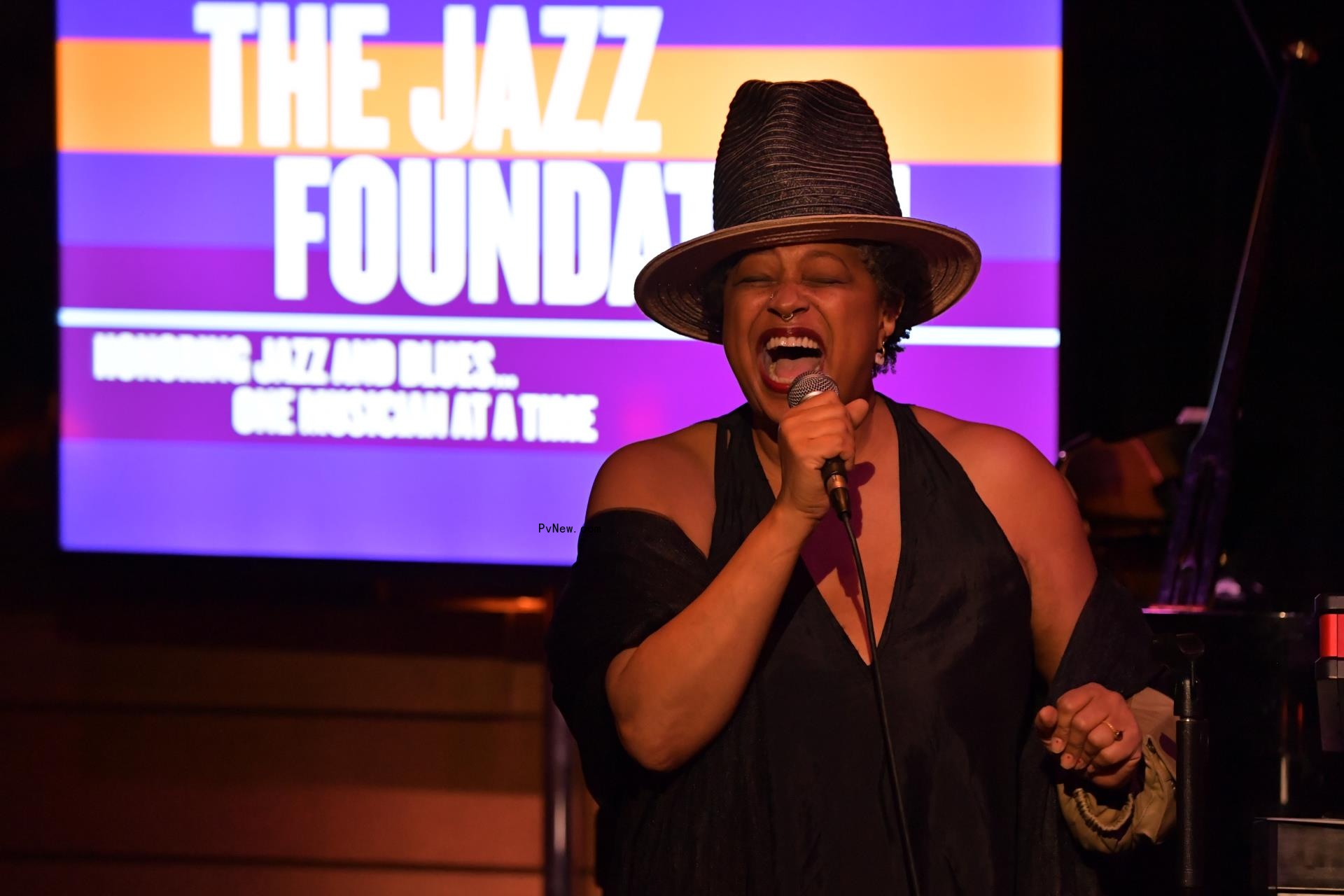 Randy Newman, Jackson Browne, Jeffrey Wright, Merry Clayton and More Raise Mo<i></i>ney for Musicians in Crisis at Jazz Foundation Benefit
