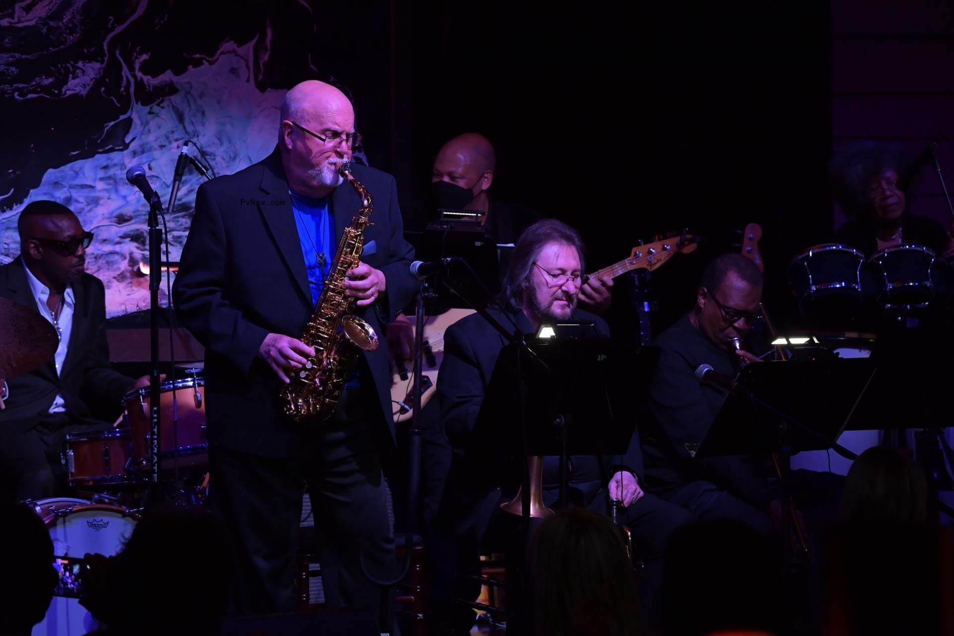 Randy Newman, Jackson Browne, Jeffrey Wright, Merry Clayton and More Raise Mo<i></i>ney for Musicians in Crisis at Jazz Foundation Benefit