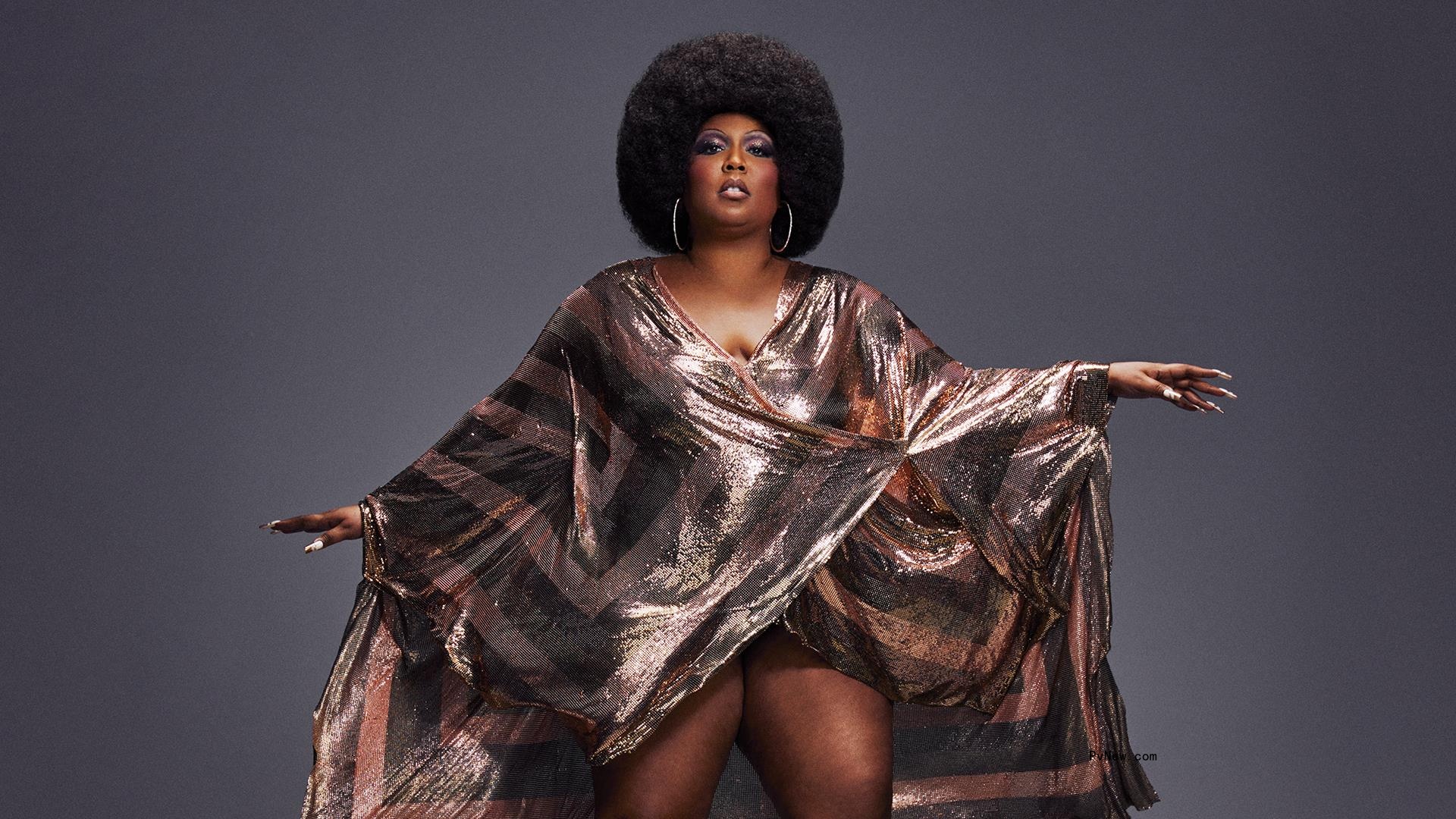 Lizzo Slams Texas Abortion Laws, Anti-Trans Policies: ‘Stay Out of My Body’