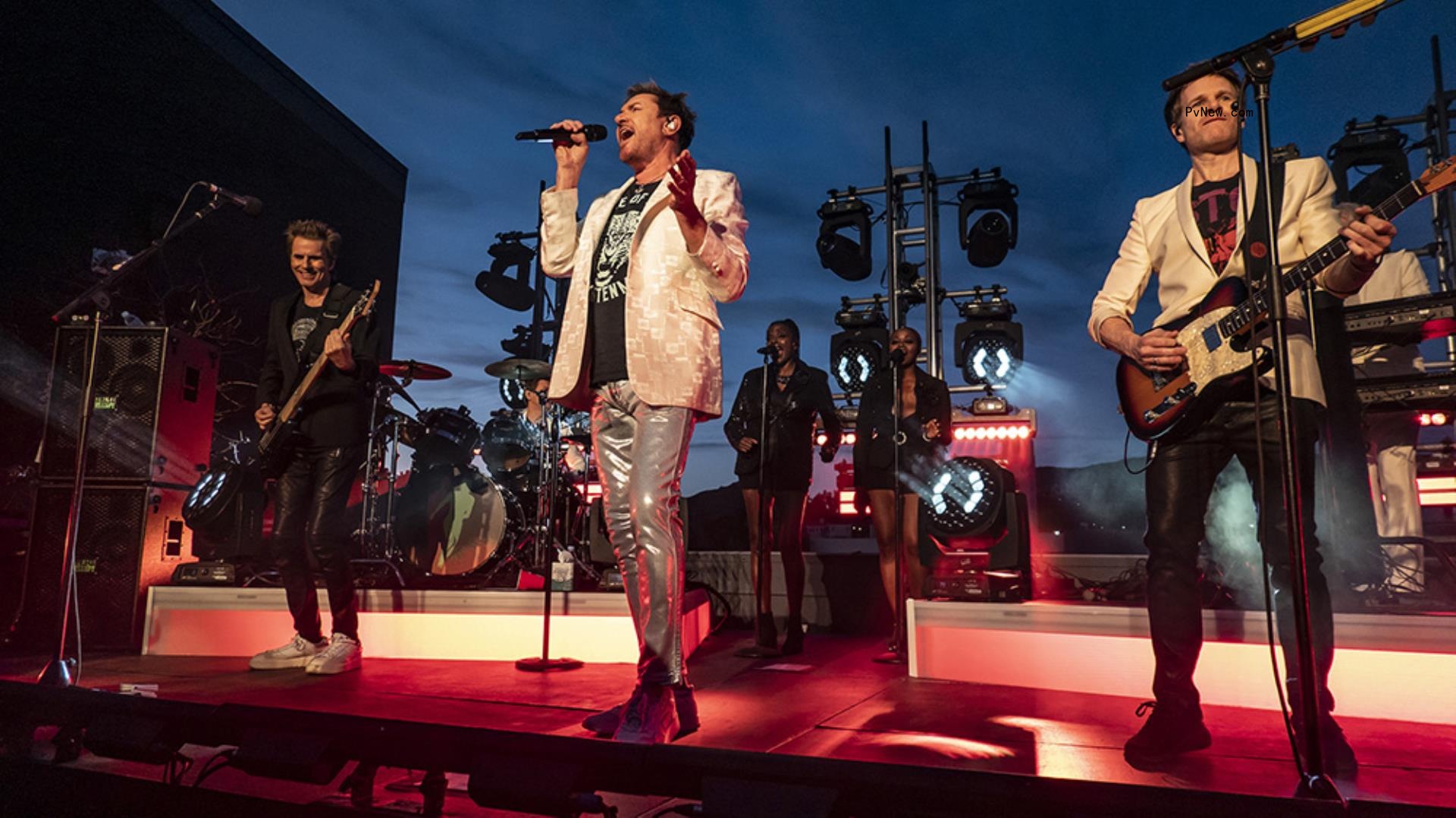 Duran Duran Lights Up Hollywood With Rooftop Performance, Dedicates ‘Ordinary World’ to Ukraine
