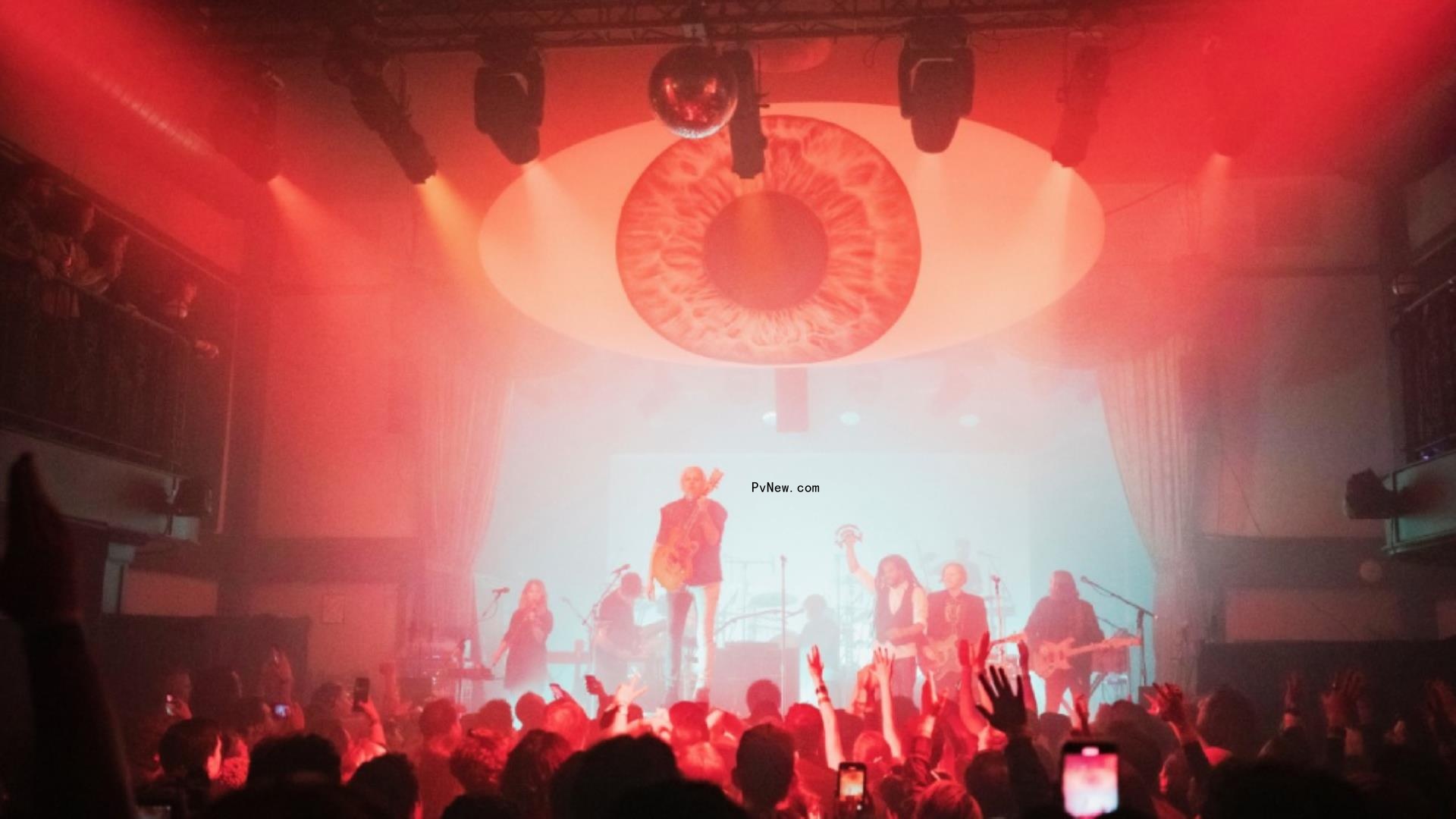 Arcade Fire Co<i></i>ncerts Raise More Than $100,000 for Ukraine Relief