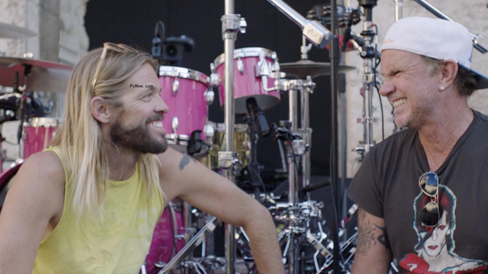 Taylor Hawkins Ho<i></i>nored by Red Hot Chili Peppers Drummer Chad Smith in Tribute Video