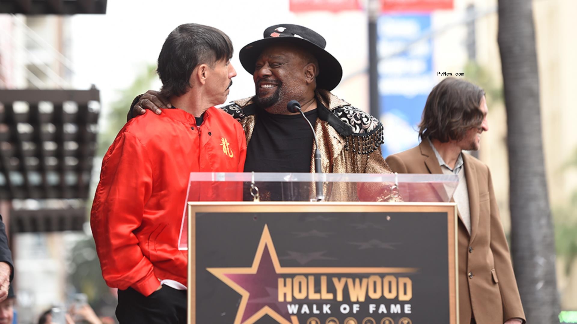 Red Hot Chili Peppers’ Hollywood Walk of Fame Star Dedication Draws Huge Crowd, Woody Harrelson, George Clinton