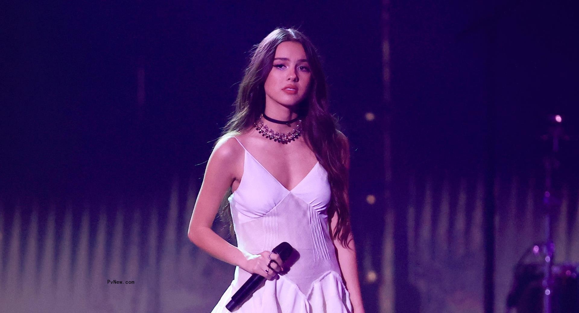 Olivia Rodrigo Covers Avril Lavigne, Veruca Salt Oldies on Her Debut Tour’s Opening Night