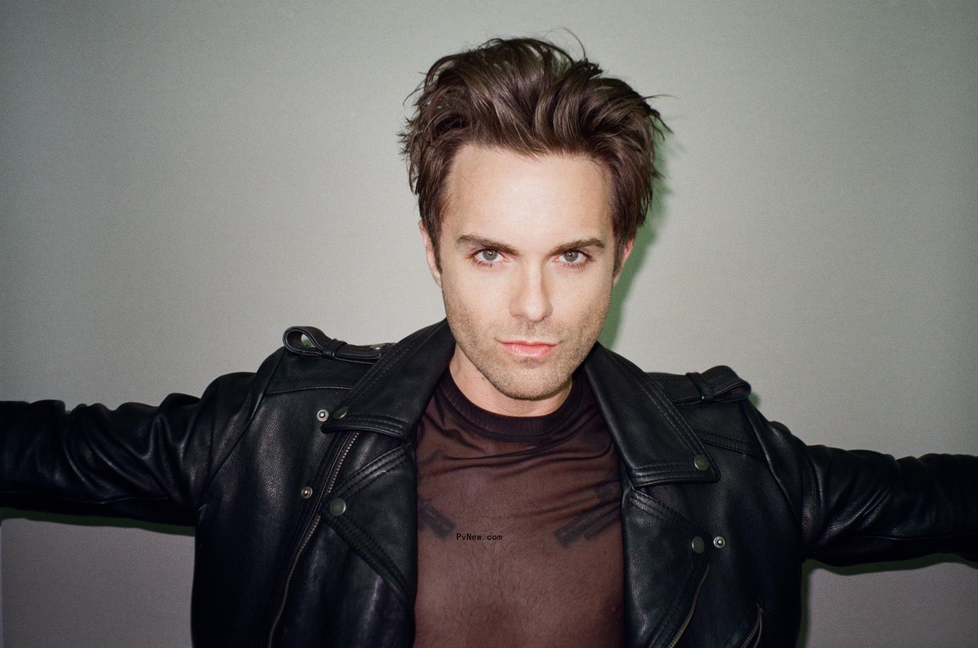 Britney Spears Is in an ‘Amazing State of Mind,’ Says Do<i></i>natella Versace