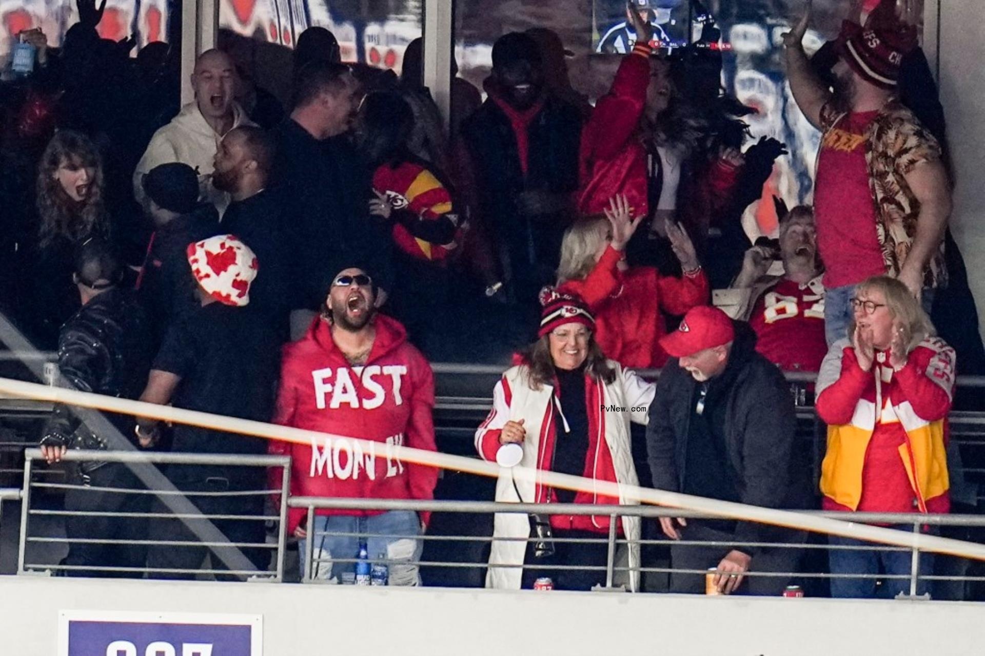 Taylor Swift, left, and Do<i></i>nna Kelce, far right, cheer during the first half of an AFC Champio<i></i>nship NFL football game between the Baltimore Ravens and the Kansas City Chiefs, Sunday, Jan. 28, 2024, in Baltimore. (AP Photo/Julio Cortez)