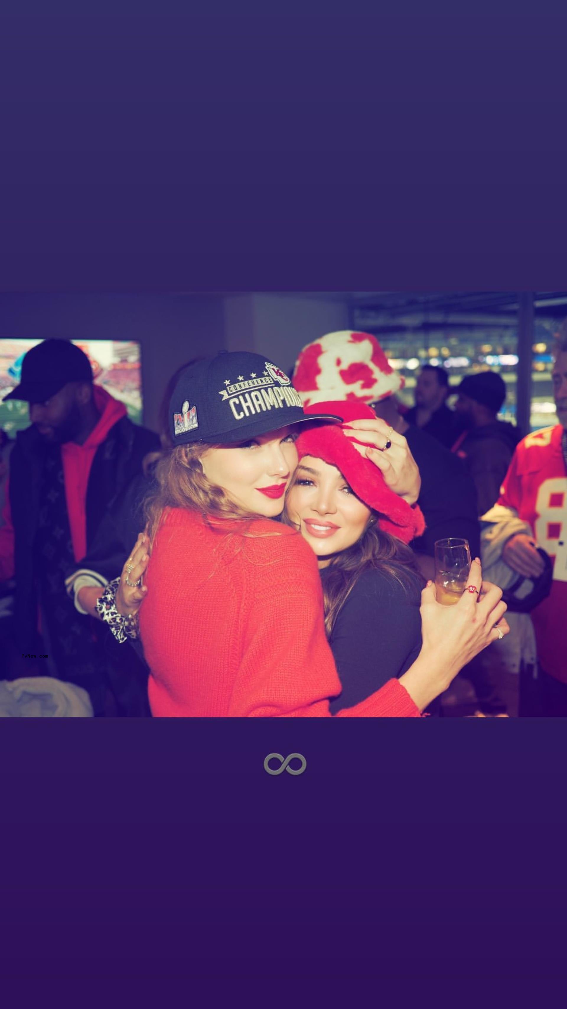 Keleigh Sperry / Keleigh Teller goes to Chiefs game with Taylor Swift