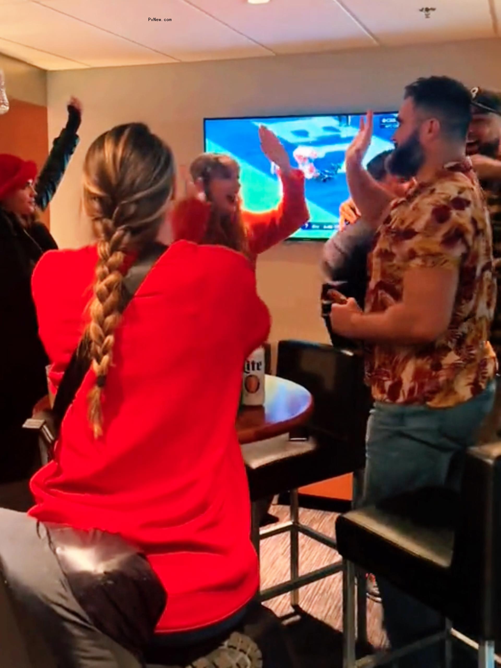Taylor Swift celebrating