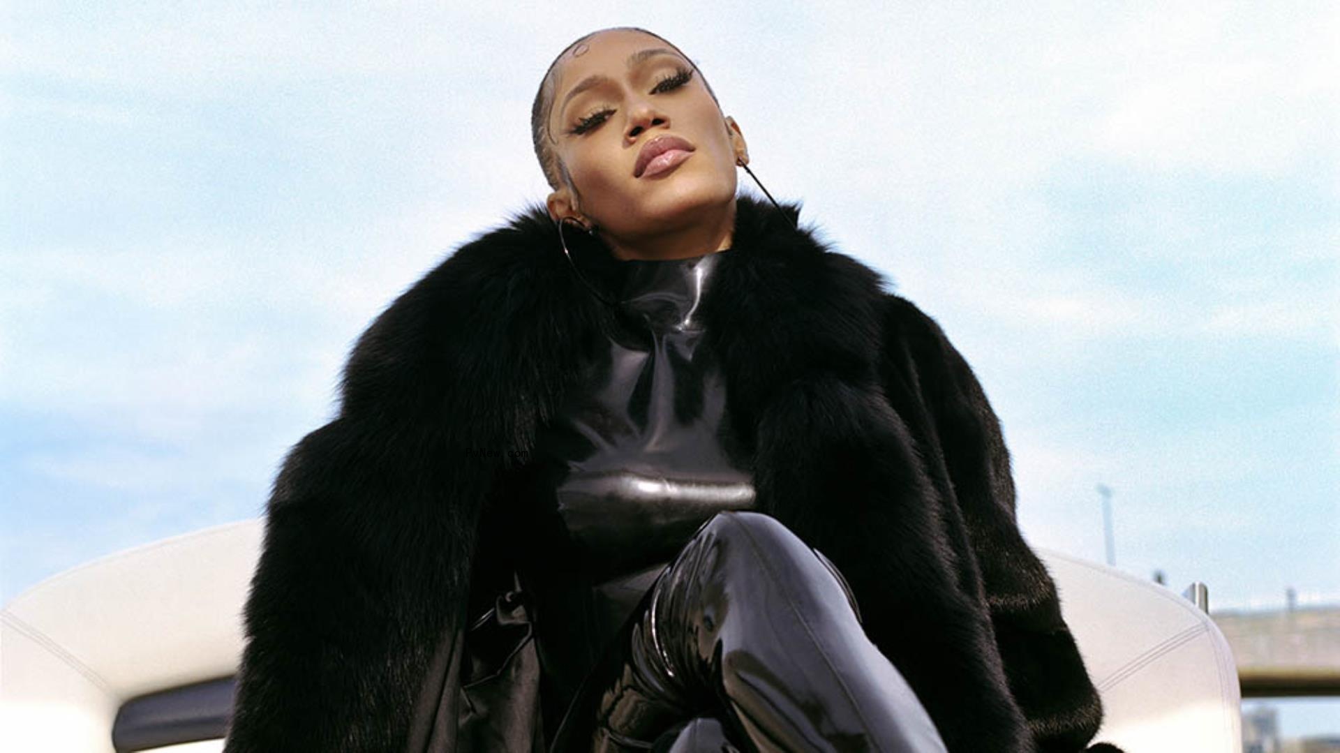 Bia Reveals ‘Whole Lotta Money’ Bodega Buys, Champions Fellow Female Rappers: ‘We’re At a Beautiful Time Right Now’