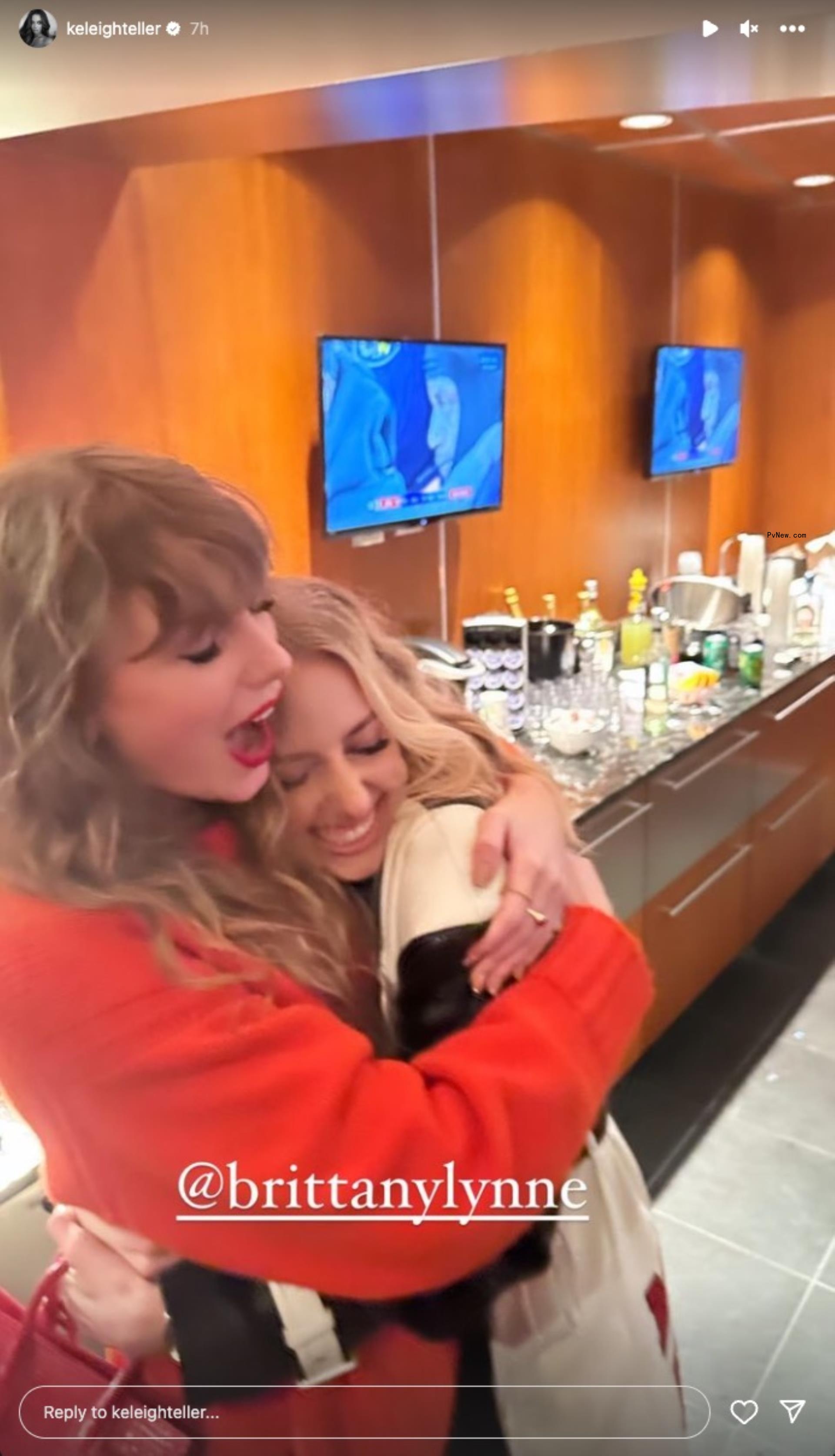 Taylor Swift hugging Brittany Mahomes.