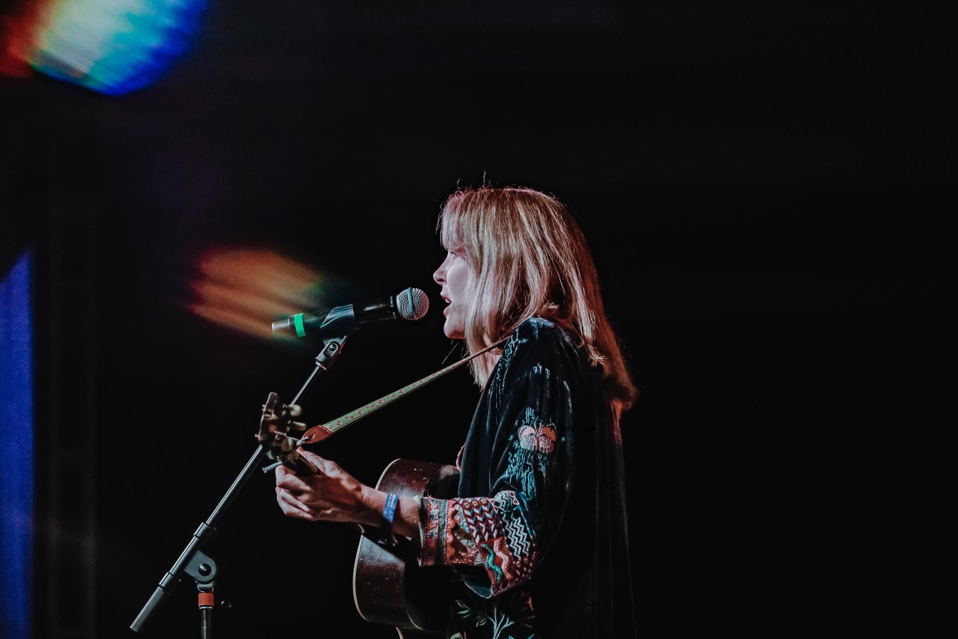 Allison Russell Wins Album of the Year, Artist of the Year at Internatio<i></i>nal Folk Music Awards