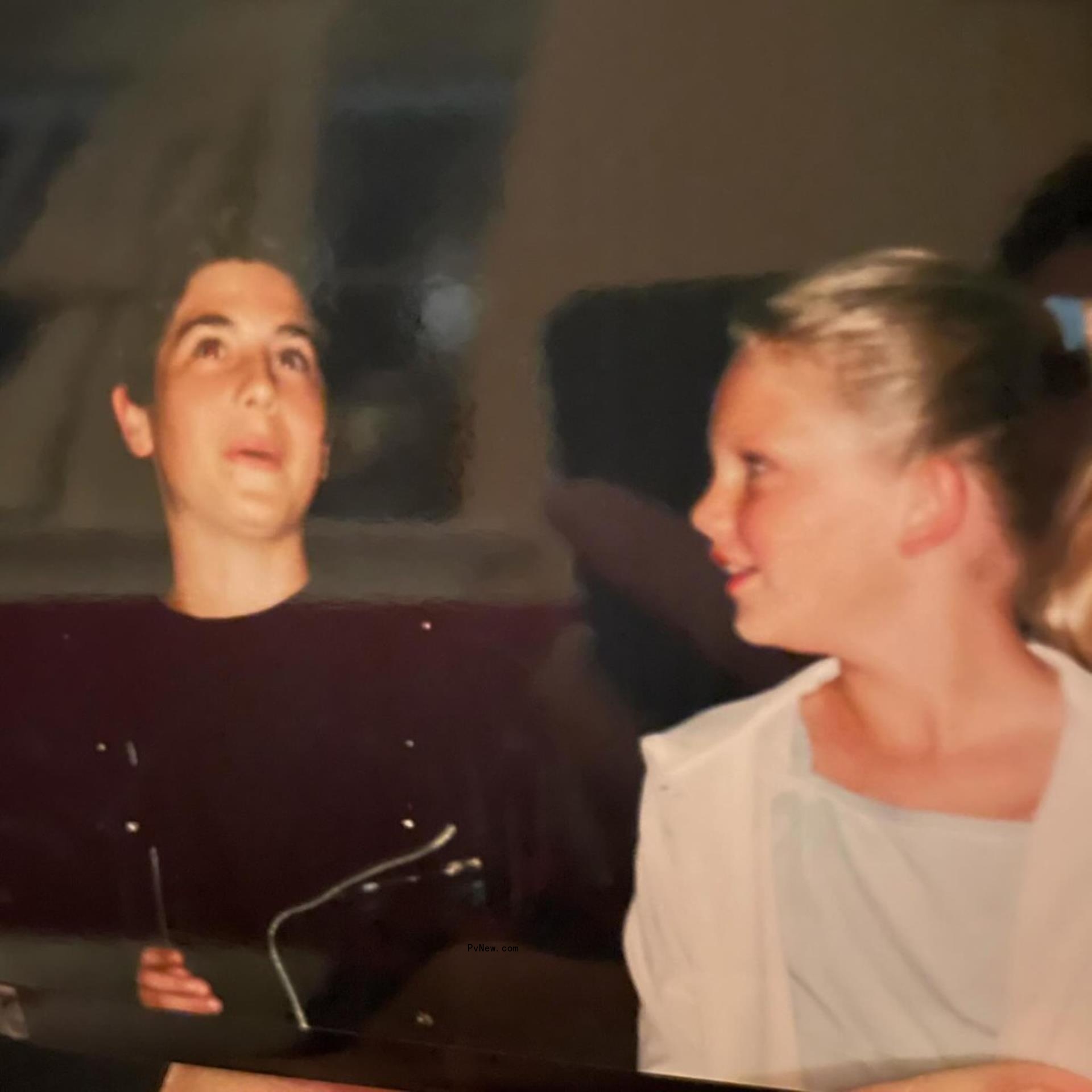 Taylor Swift and Tobin Mitnick o<i></i>nstage as kids.
