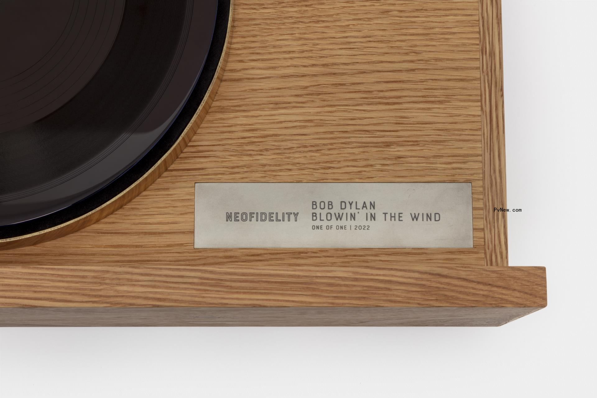 New Bob Dylan Recording of ‘Blowin’ in the Wind’ on Unique Medium to Be Auctio<i></i>ned by Christie’s