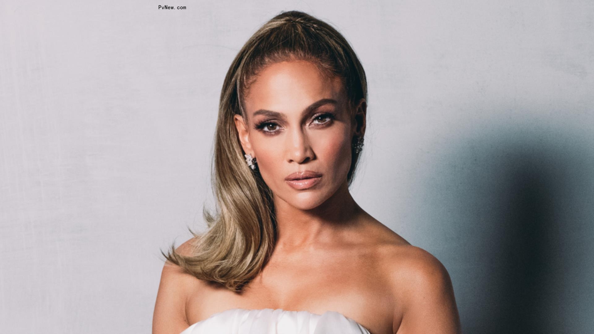 Jennifer Lopez Partners With No<i></i>nprofit Grameen America to Financially Empower Women-Led Latina Businesses
