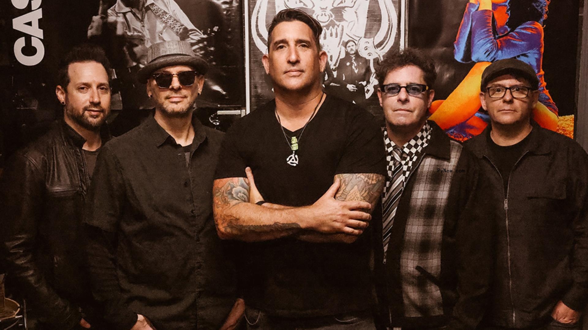 Smash Mouth Plots Comeback With New Singer, a Rick-Roll Cover and Love for ‘Shrek’ Fans