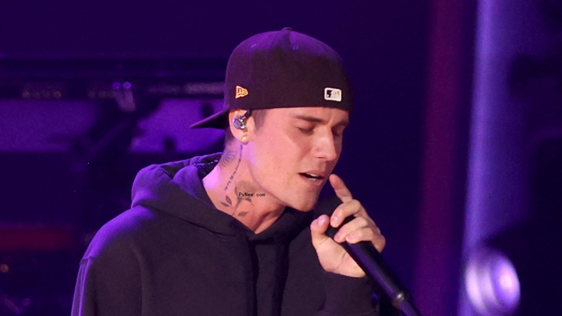Justin Bieber Postpo<i></i>nes Remaining North American Tour Dates After Ramsay Hunt Diagnosis