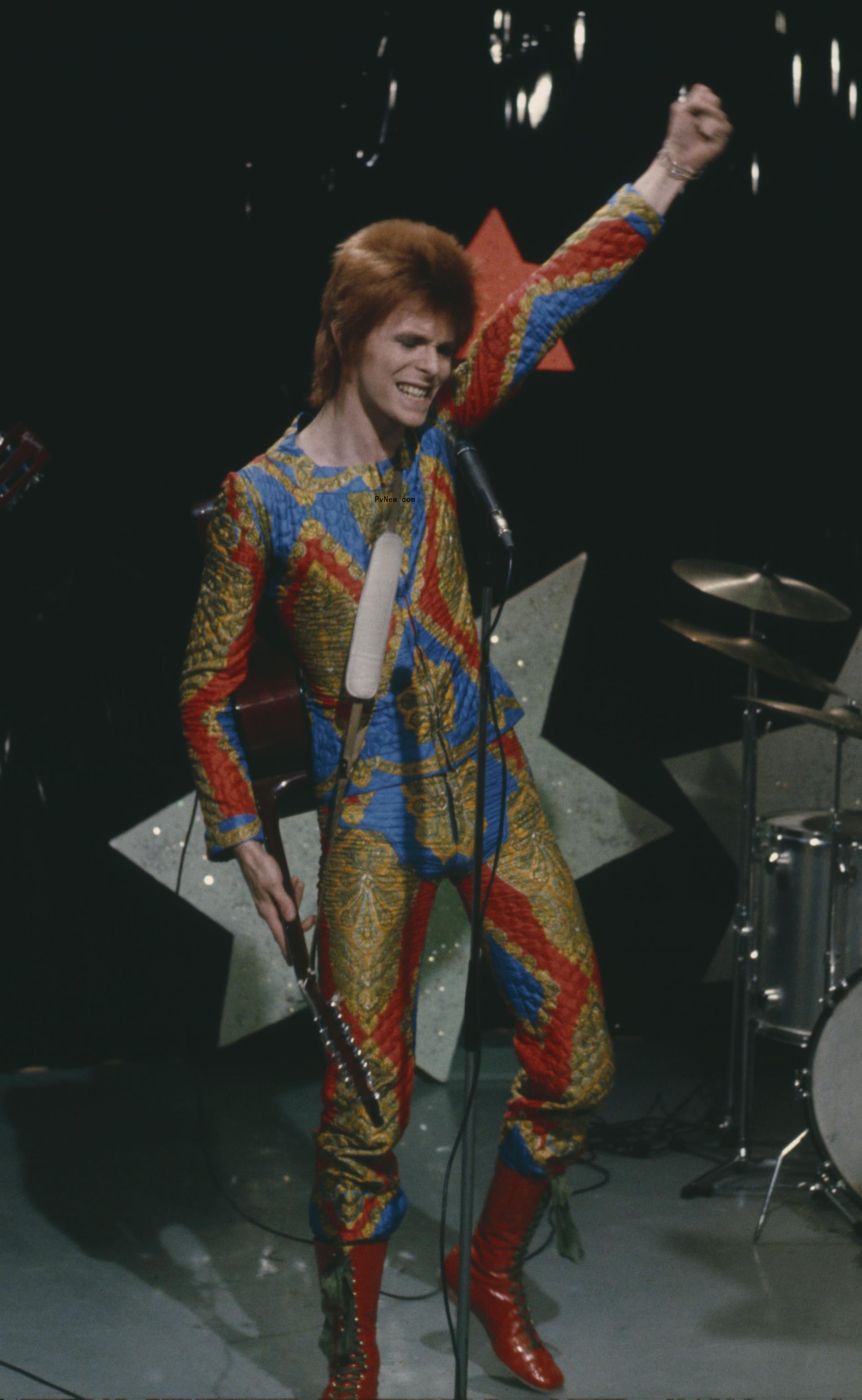 How Glam, Guitars and ‘A Clockwork Orange’ Led to David Bowie’s Masterpiece, ‘Ziggy Stardust and the Spiders From Mars’