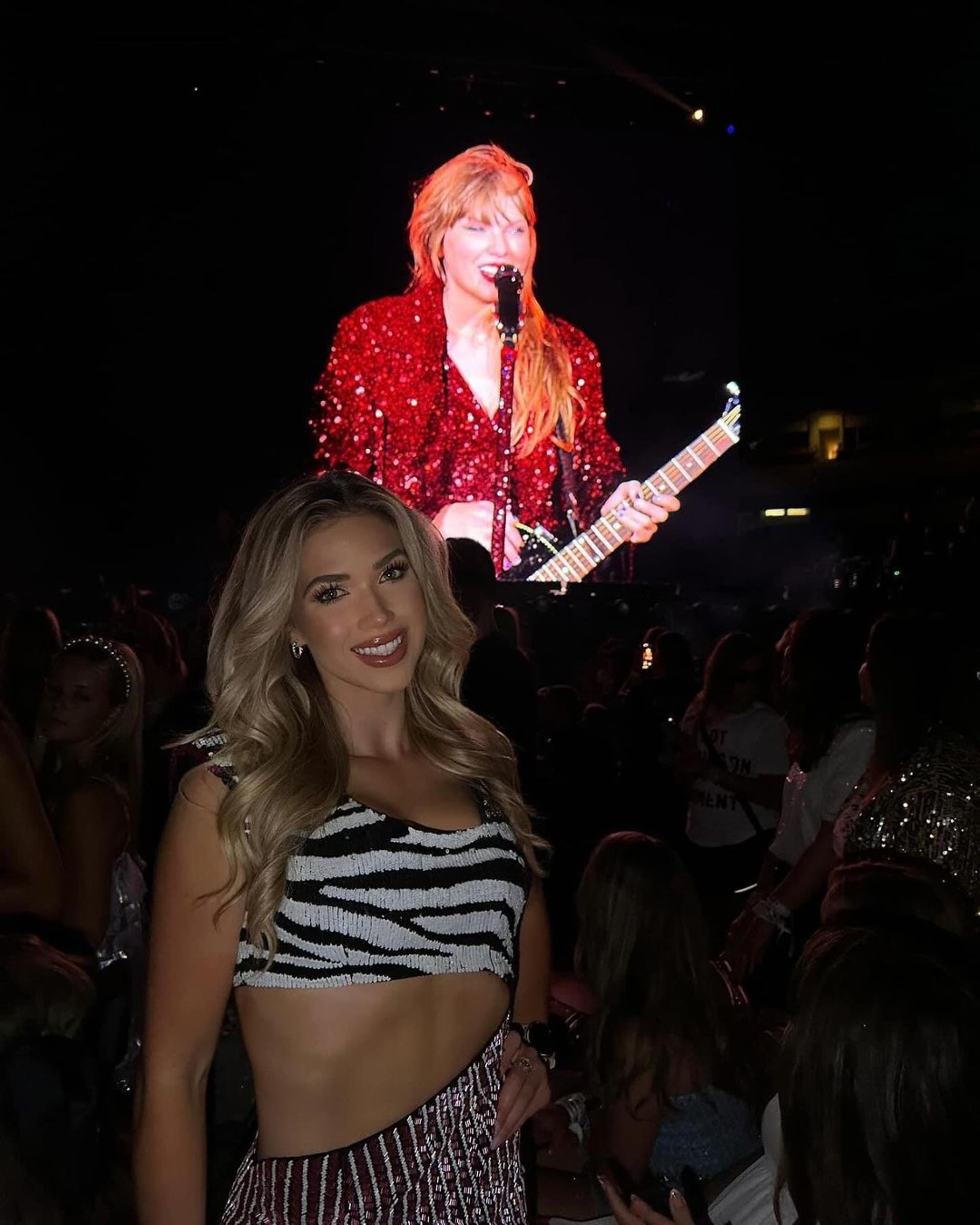Gracie Hunt at a Taylor Swift concert.