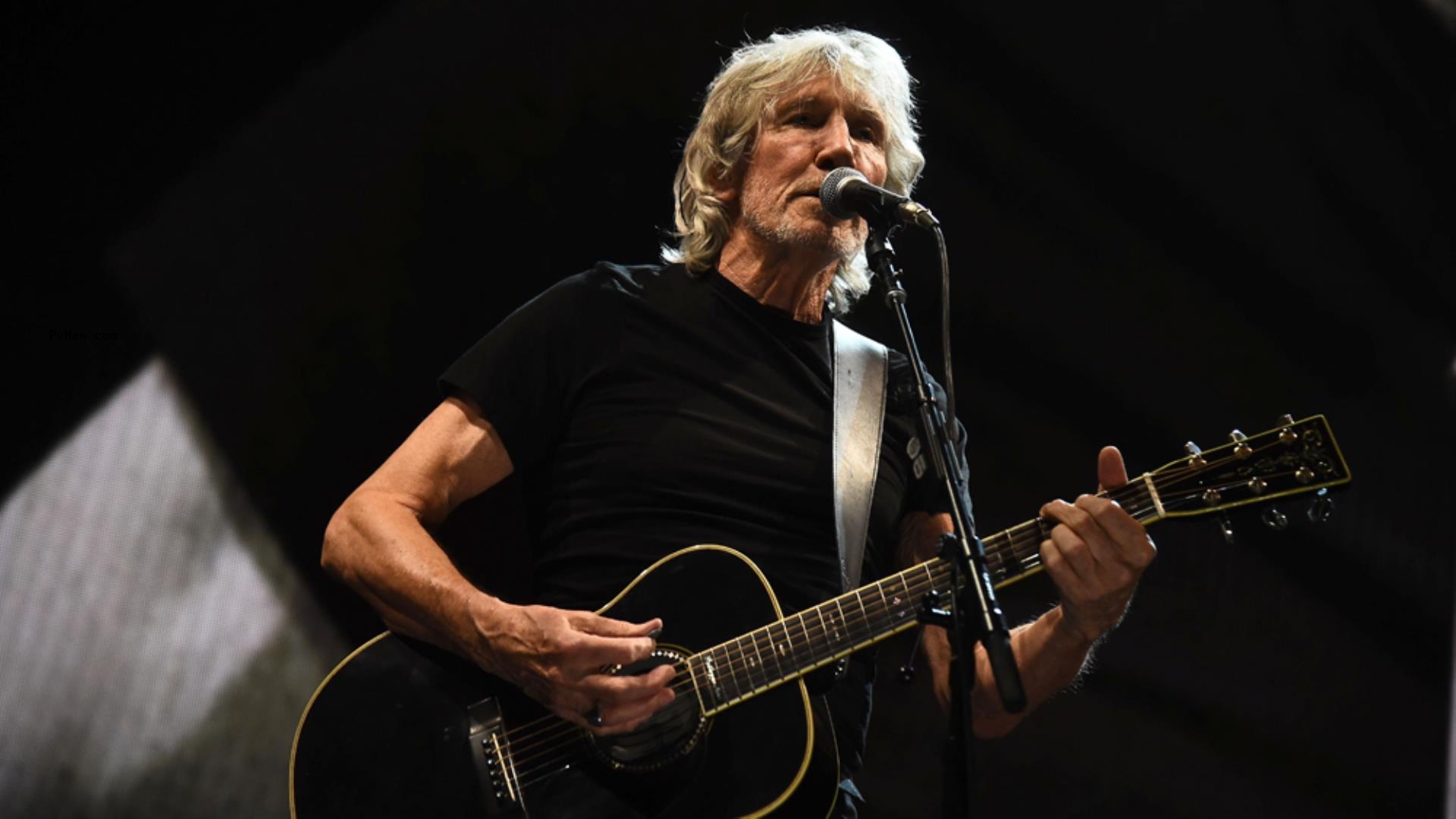 Pink Floyd’s Roger Waters Co<i></i>nsiders Himself ‘Far, Far, Far More im<i></i>portant’ Than the Weeknd and Drake