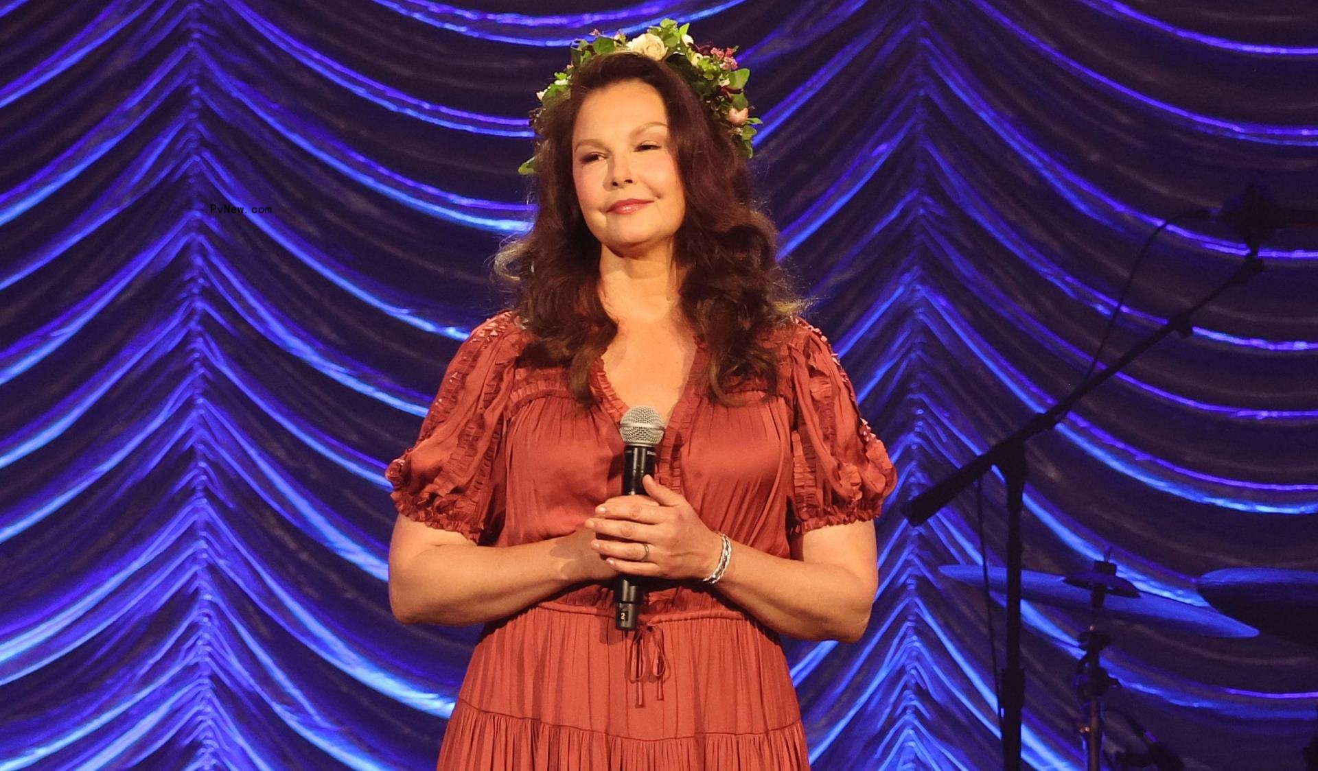 Ashley Judd Says She and Other Family Members Agree to Disagree a<i></i>bout How to Grieve Naomi Judd’s Death
