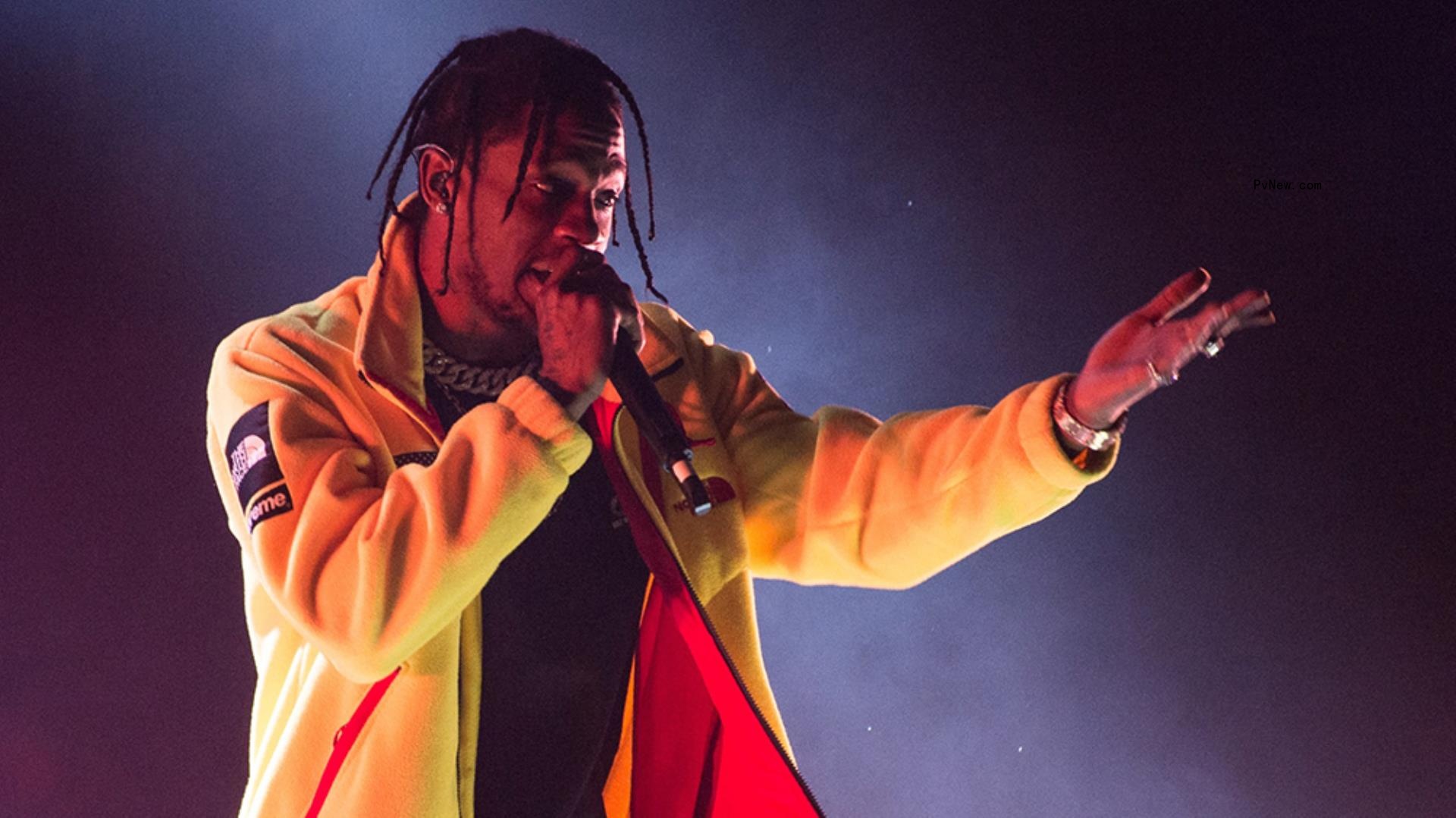 Travis Scott Performs First Solo Headline Show Nine Mo<i></i>nths After Astroworld Tragedy
