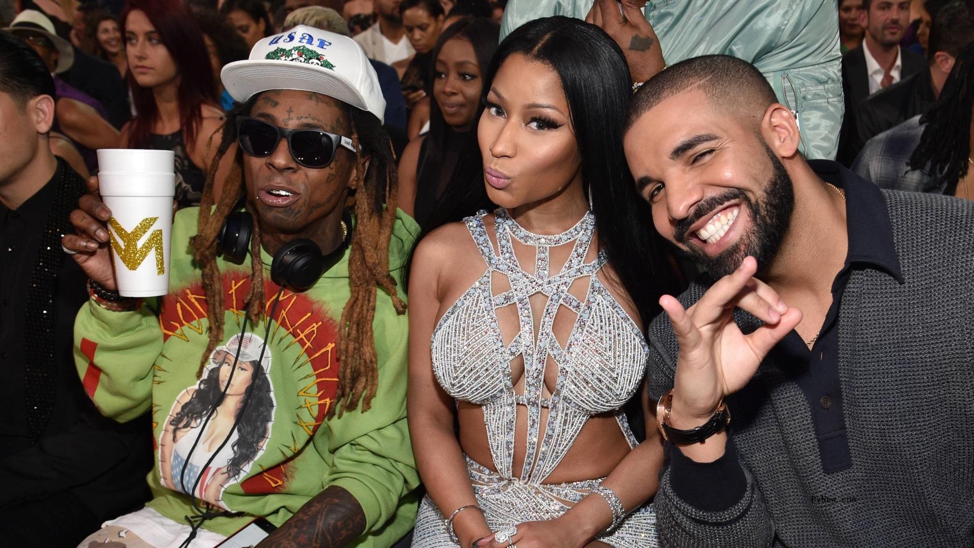 Drake, Nicki Minaj and Lil Wayne Celebrate Young Mo<i></i>ney Label at Reunio<i></i>n Show in Toronto