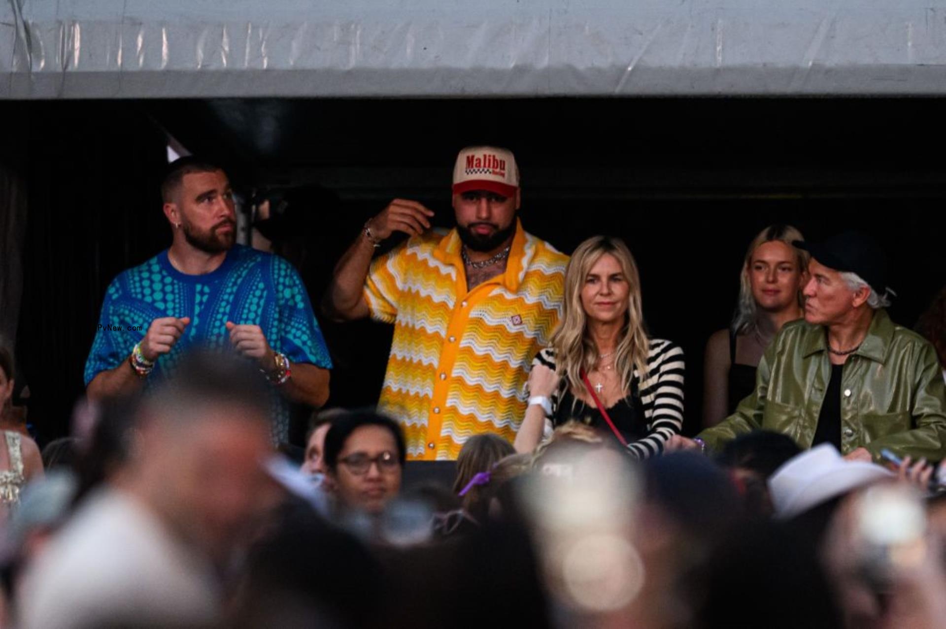 travis kelce taylor swift eras tour sydney