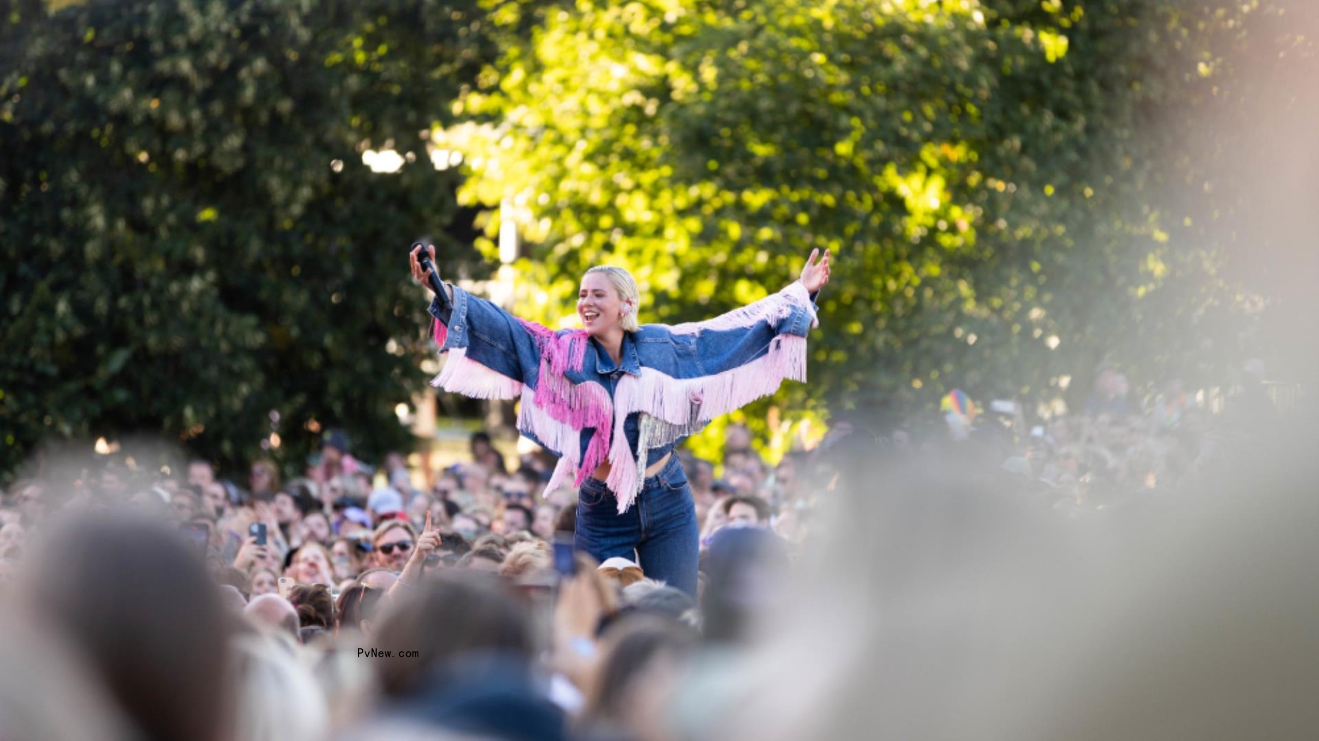 With Girl in Red, Dagny, Aurora and More, Norway’s Oya Festival Showcases the Country’s Booming Music Scene