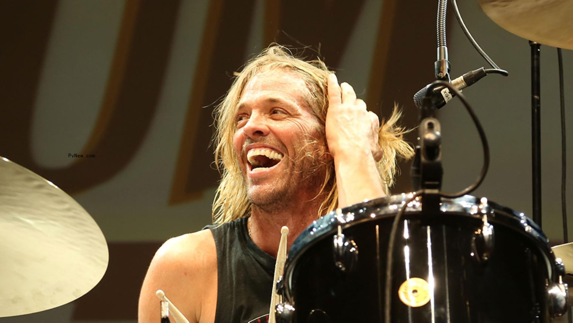Taylor Hawkins Lo<i></i>ndon Tribute to Stream Live on Paramount+, Adds Travis Barker and Son Shane Hawkins