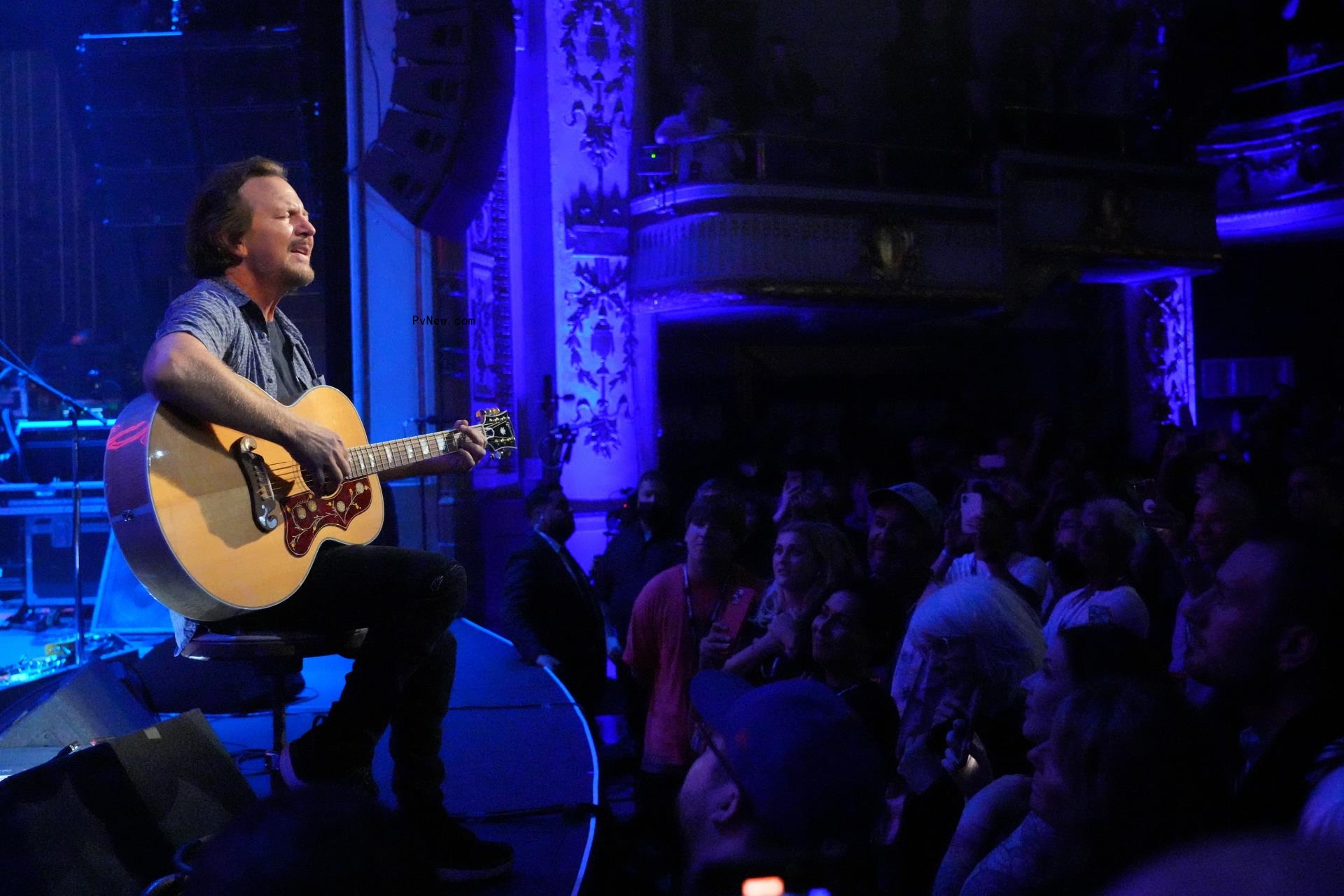 Pearl Jam Takes the Apollo Stage for Powerful Pandemic-Postpo<i></i>ned SiriusXM Underplay