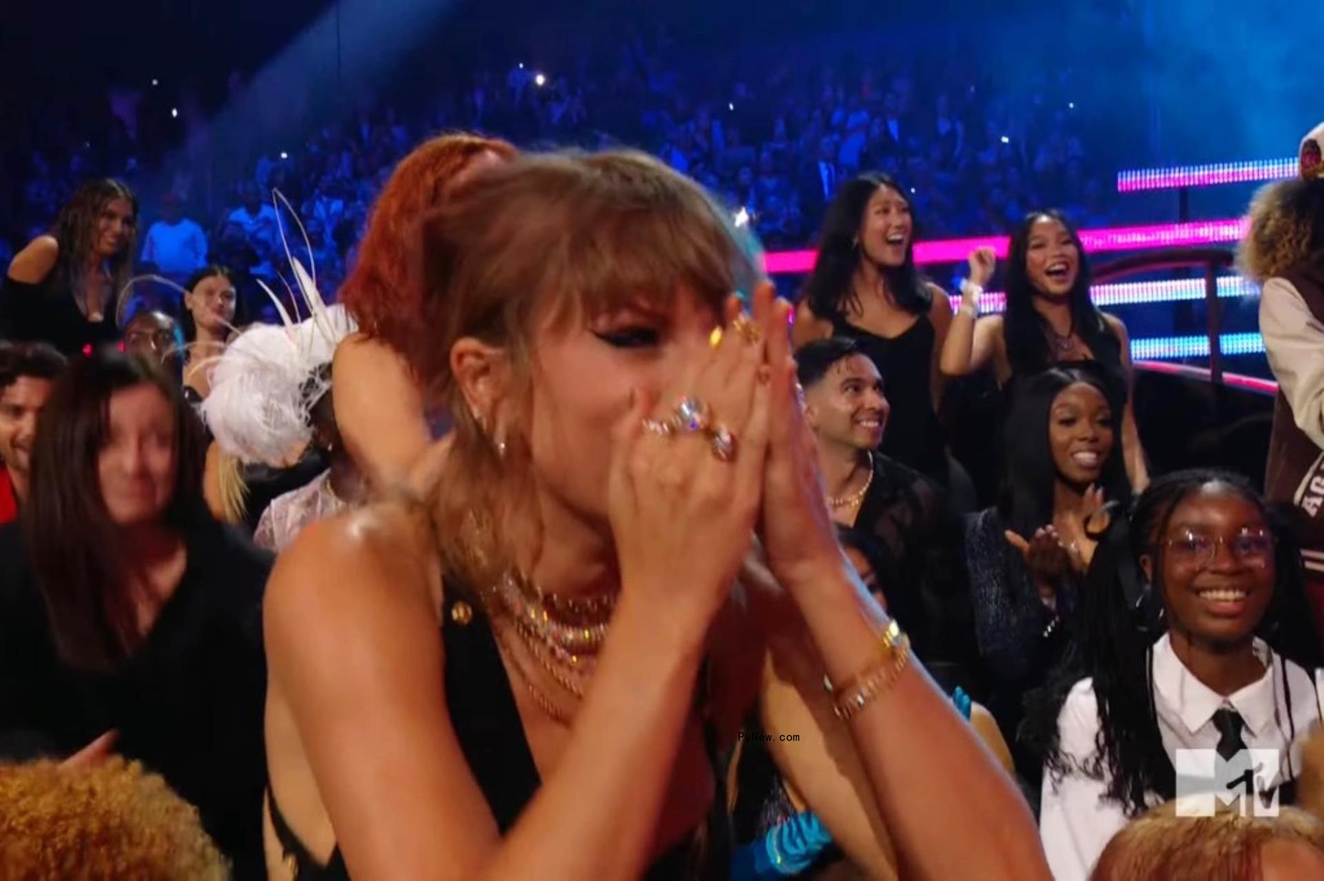 taylor swift nsync reaction