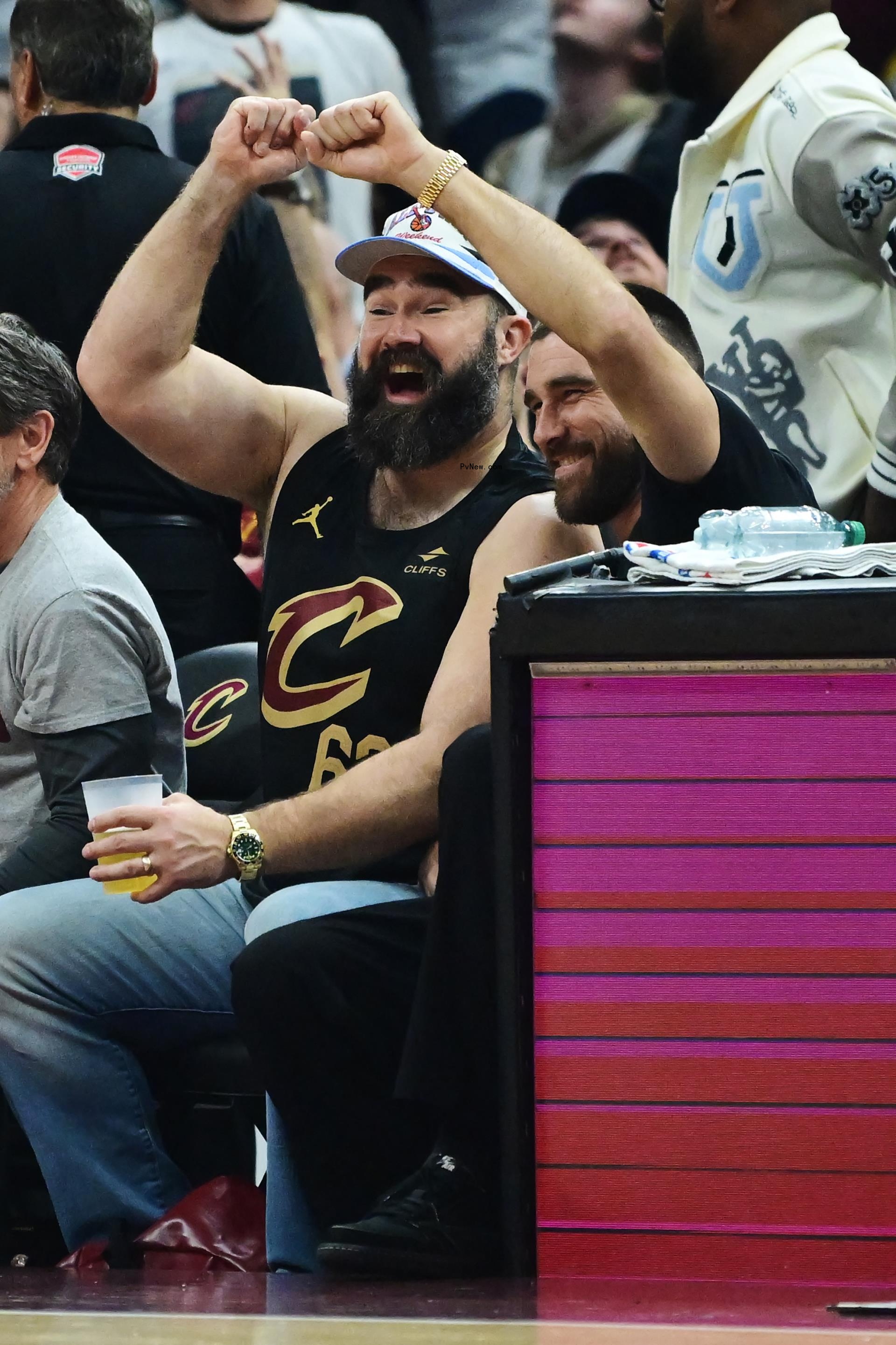 Travis, Jason Kelce