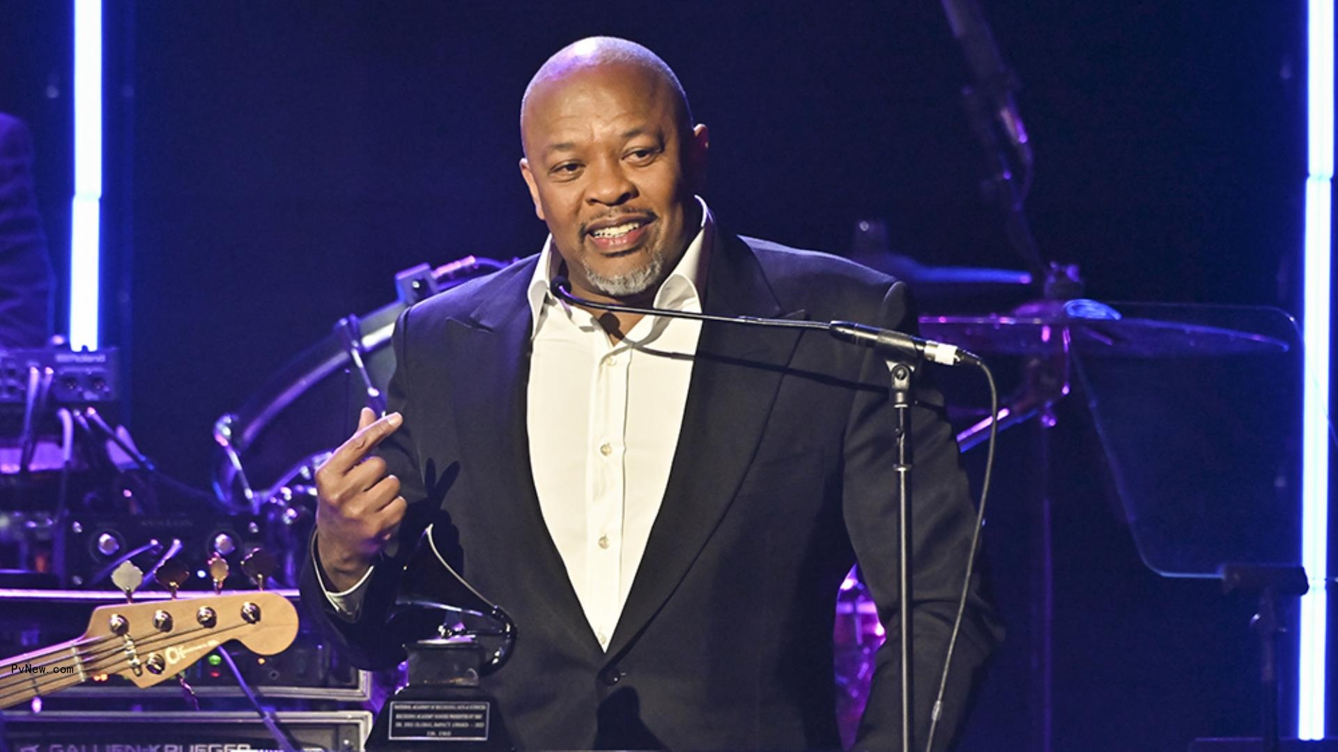 Dr. Dre, a Defiant One, Goes From Compton Streets to Receiving His Hollywood Walk of Fame Star
