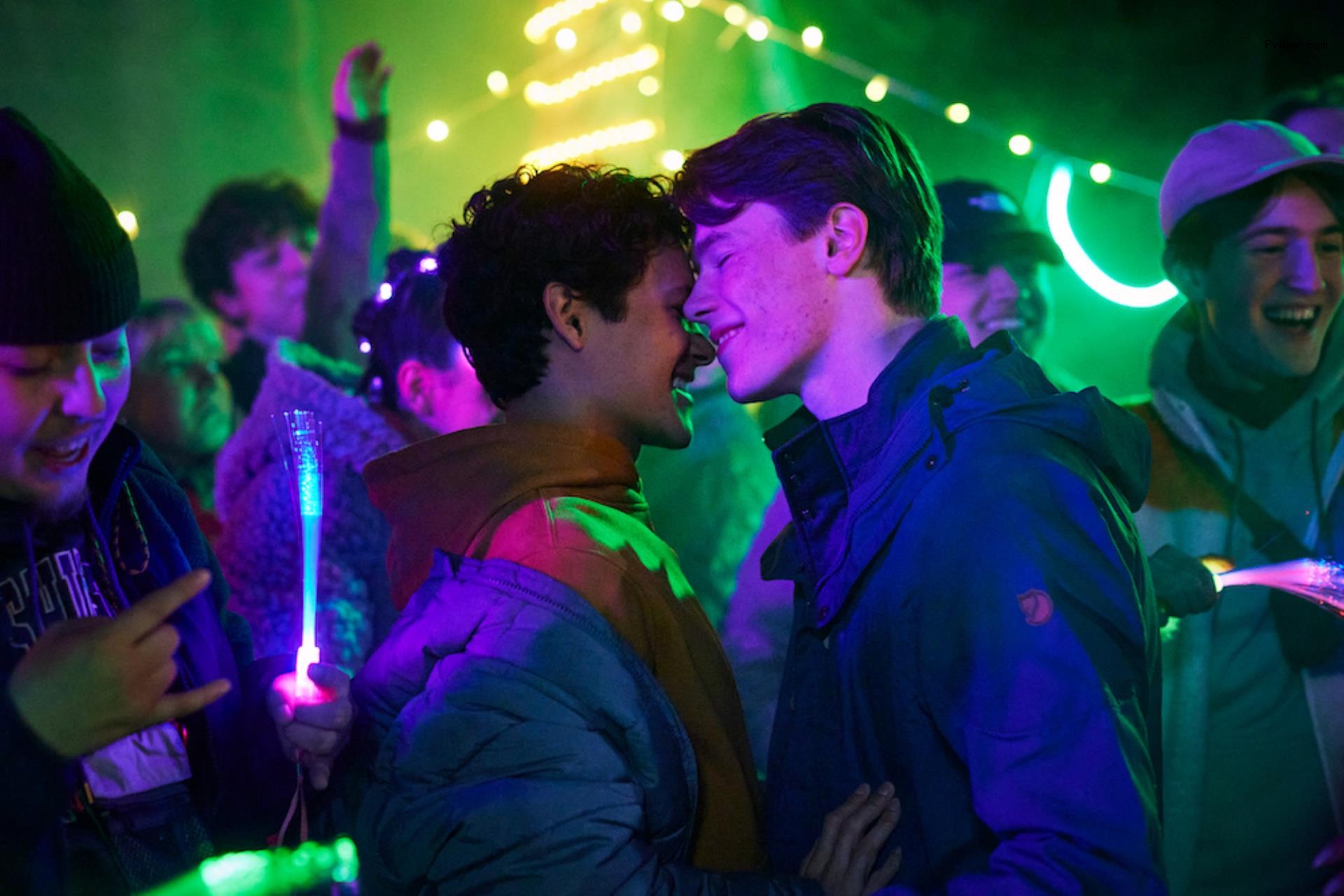 ‘Young Royals’ Stars on Series Finale’s ‘Biblical’ Decision, That ‘Tom Cruise’ Moment and What Part of the Ending They Initially Thought Was ‘Cringe’