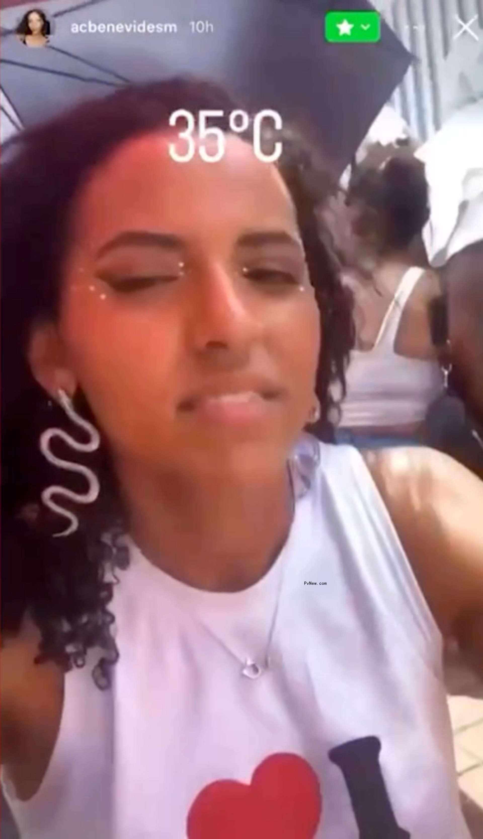 Ana Clara Benevides at Taylor Swift's concert.