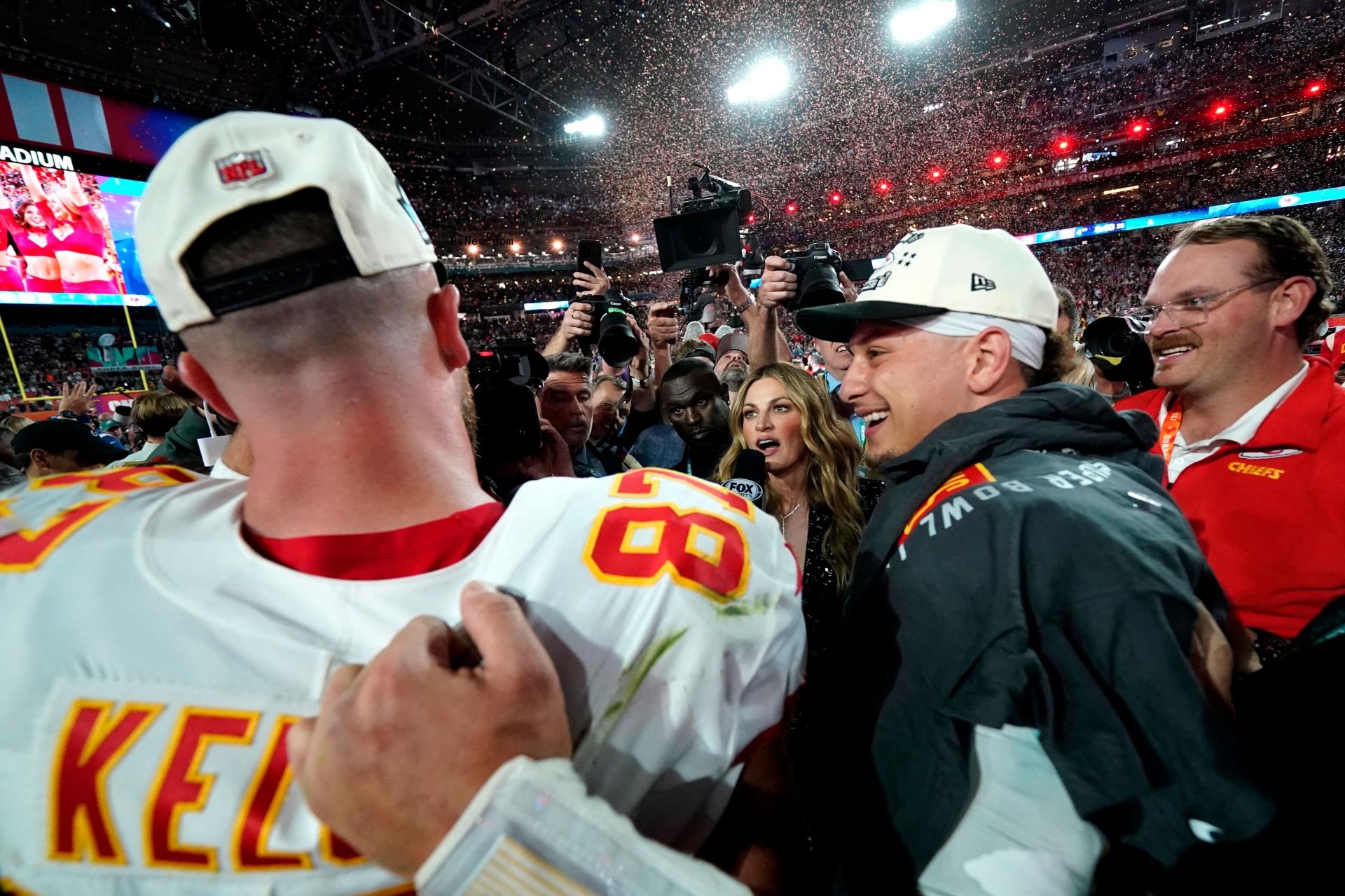Travis Kelce interviewed Erin Andrews. 