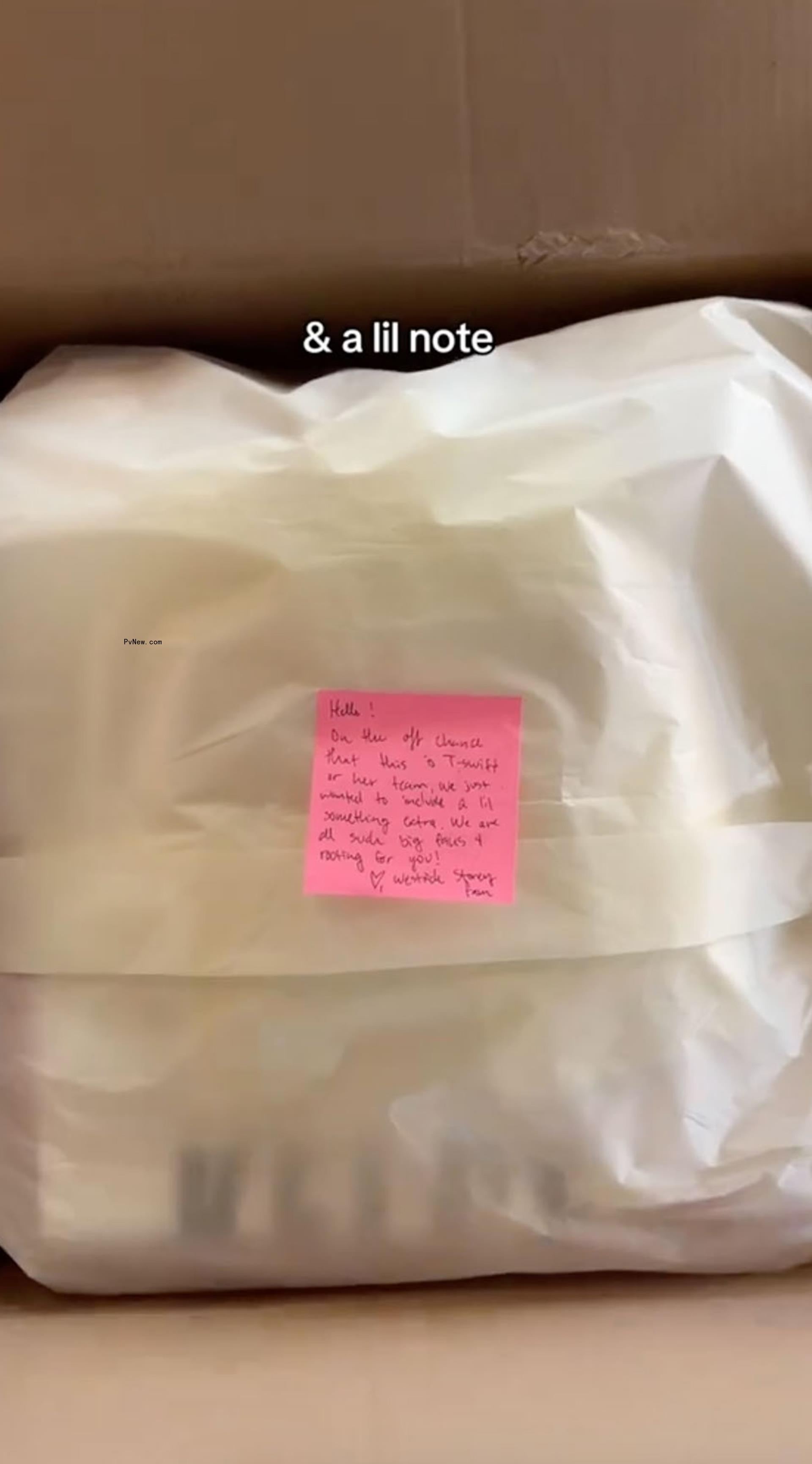 Post-It Note with a message written on it