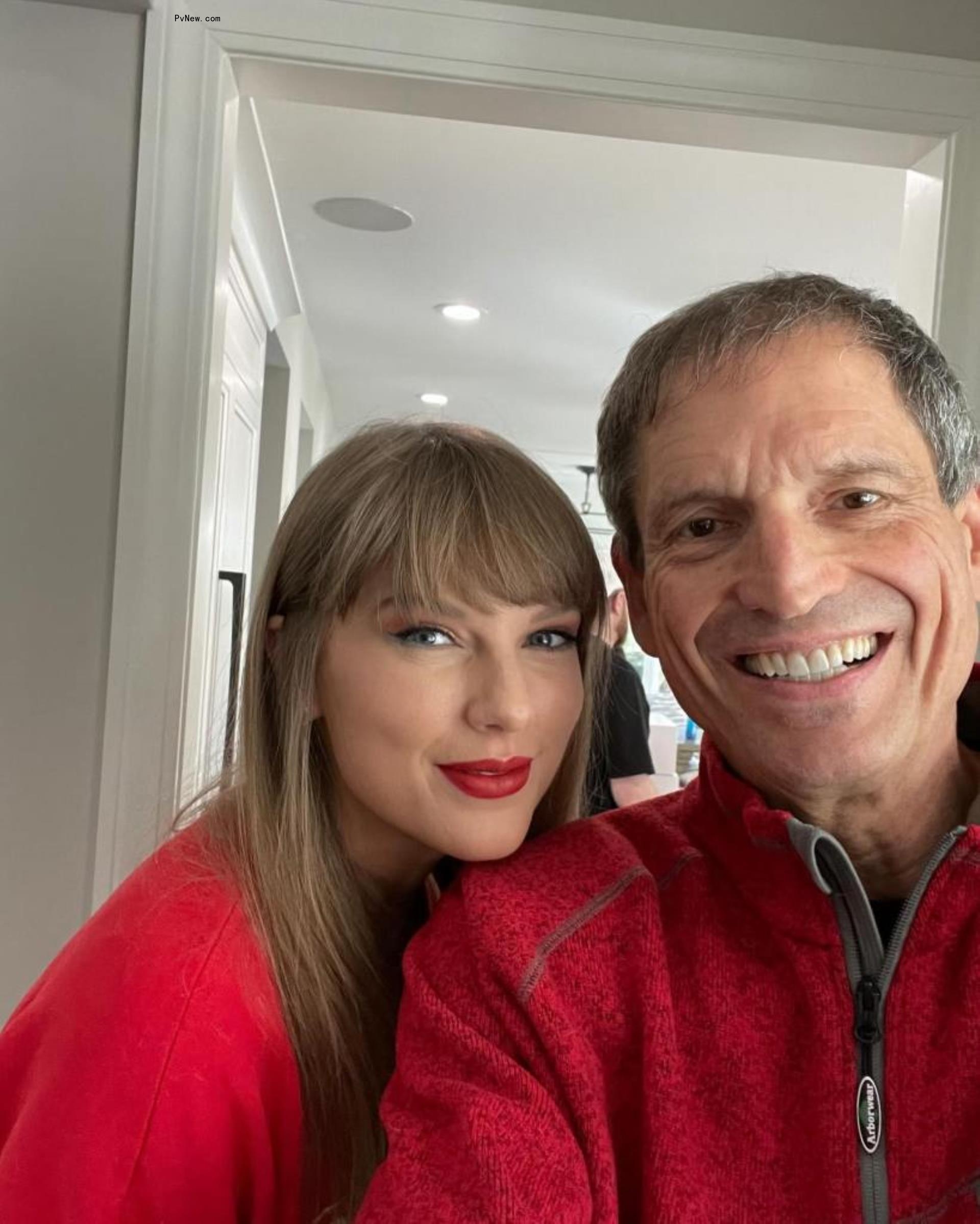 Taylor Swift and Bernie Kosar