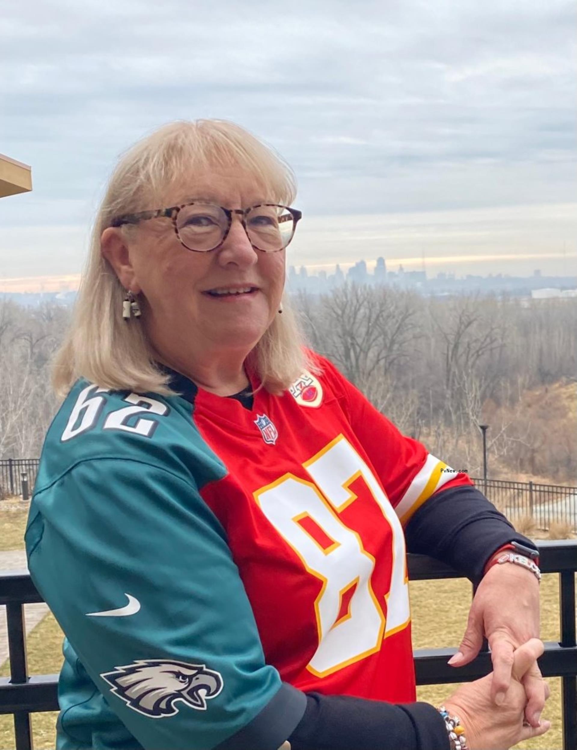 Do<i></i>nna Kelce