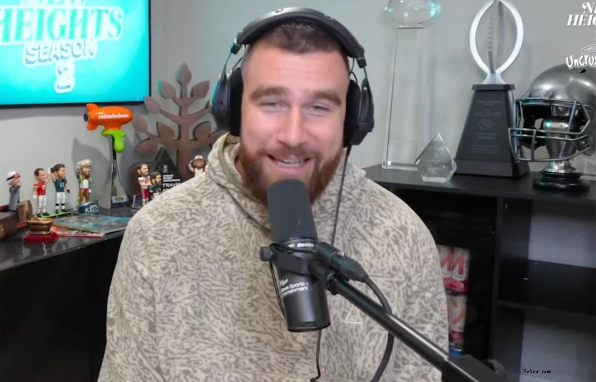 Travis Kelce talking
