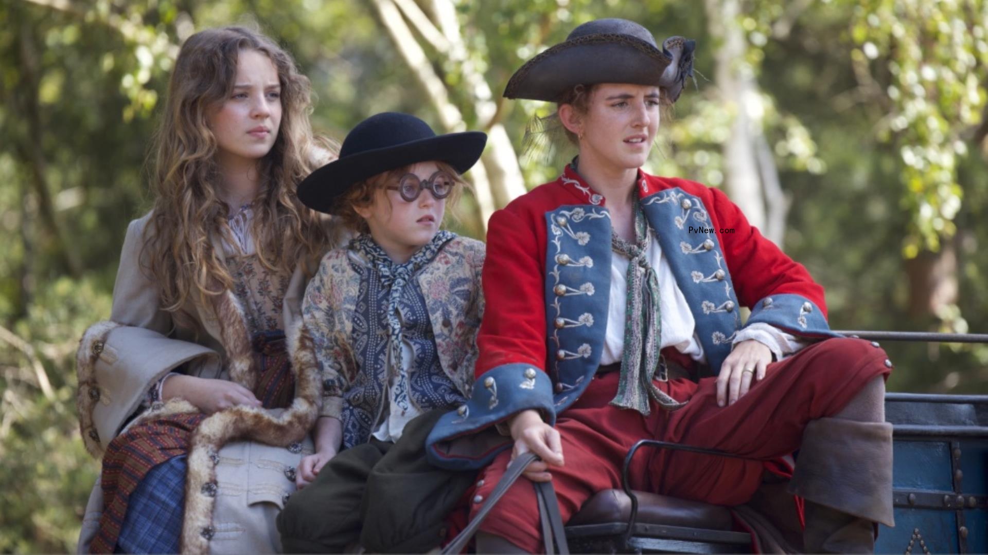 ‘Renegade Nell’ Star Louisa Harland on Wearing Both Breeches and Ballgowns as the Lead in Disney+ Fantasy Series: ‘She’s Gender Non-Co<i></i>nforming to the Times’
